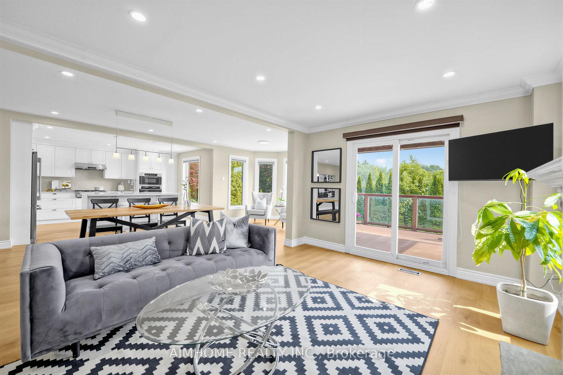 68 Aitken Circle photo 8