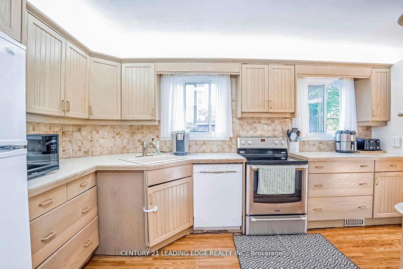 573 Marksbury Road photo 7
