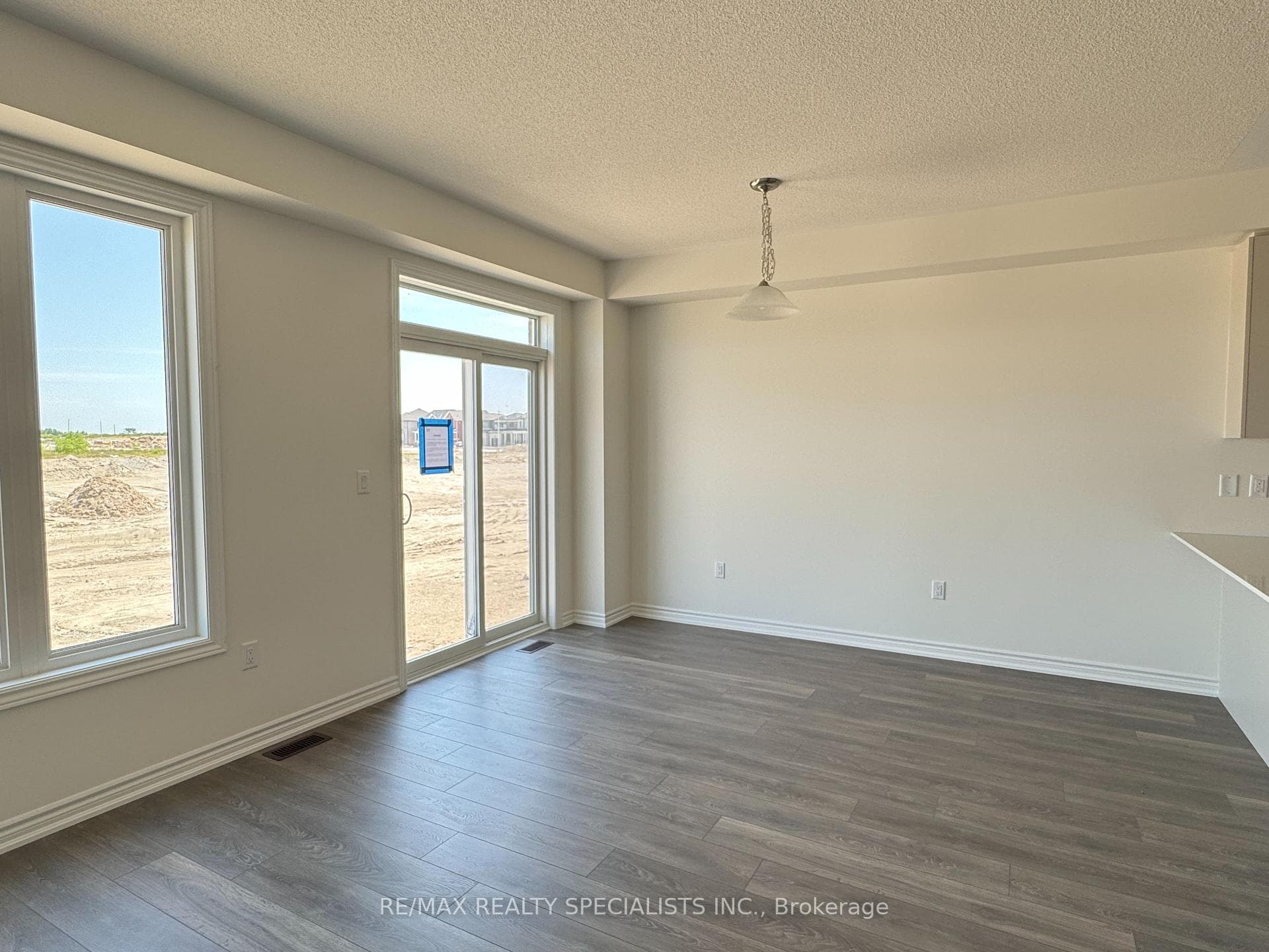 125 Greer Street photo 16