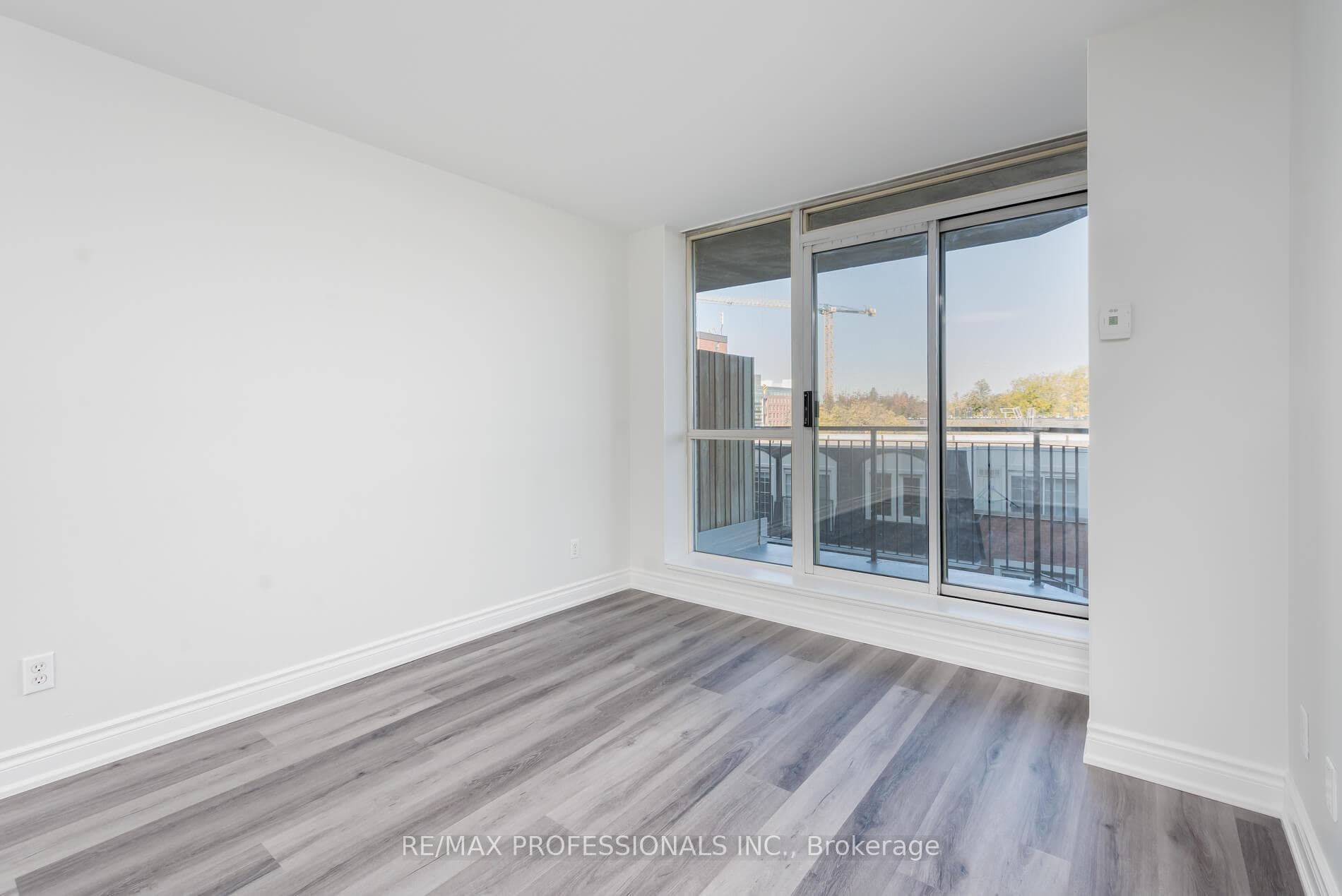 1000 King Street Unit 520 photo 15