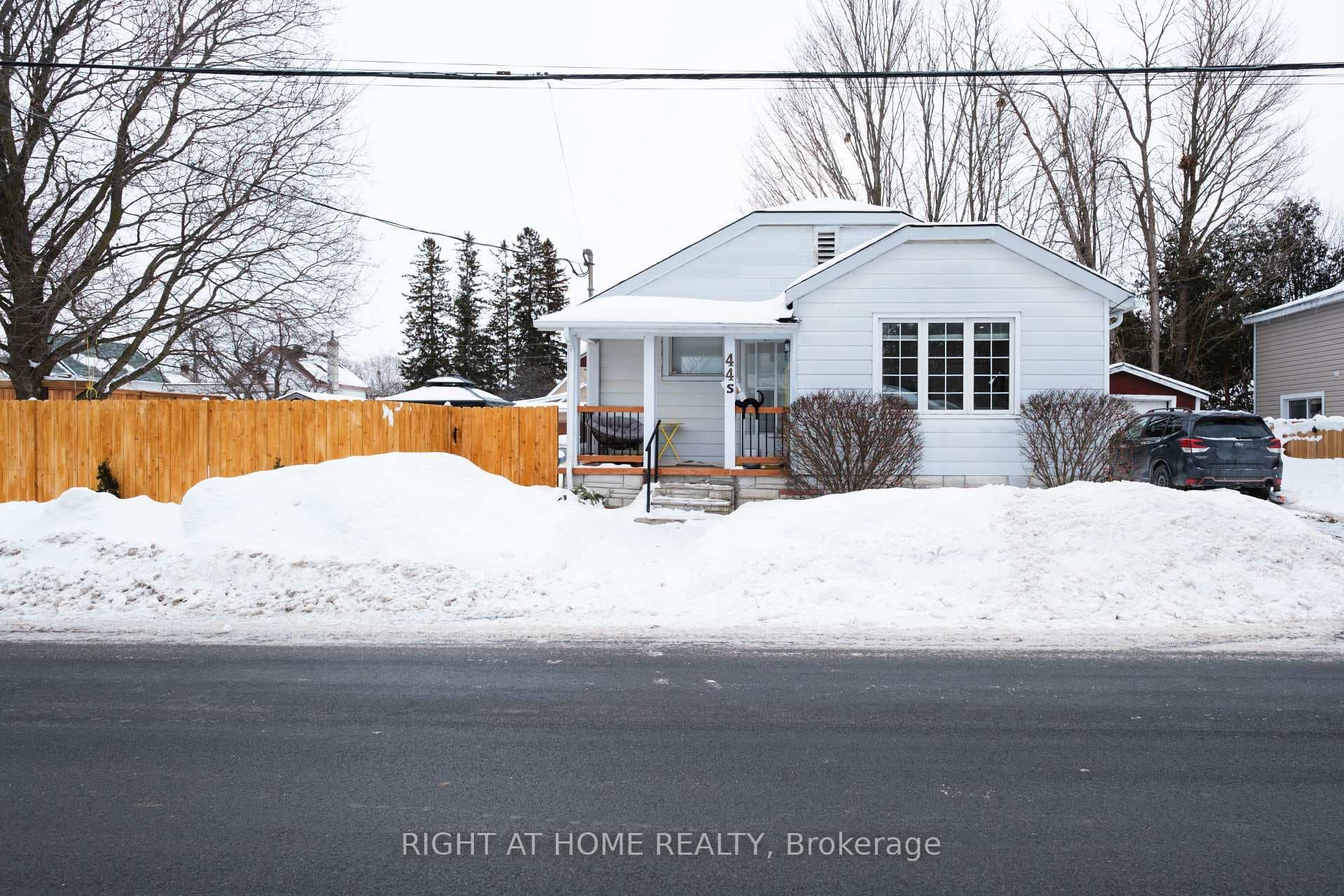 44 Macdonald Street photo 16