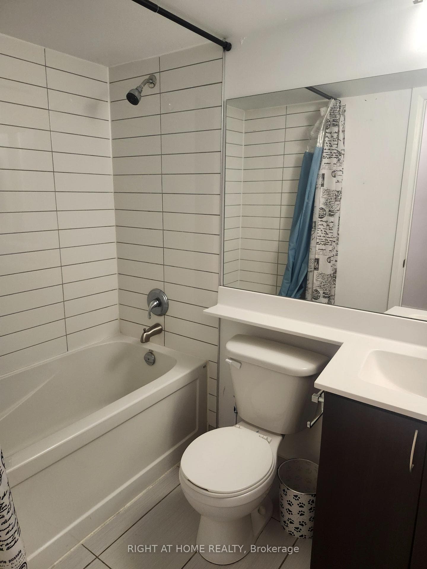 1060 Sheppard Avenue Unit 519 photo 11