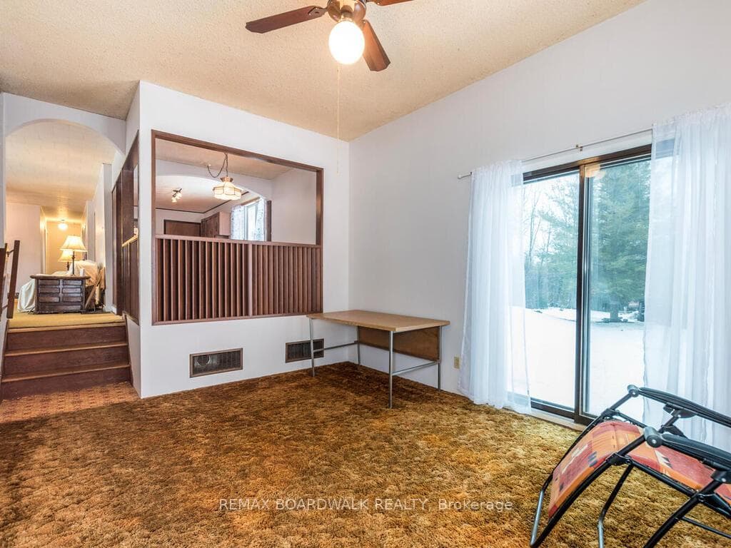 6963 Roger Stevens Drive photo 18