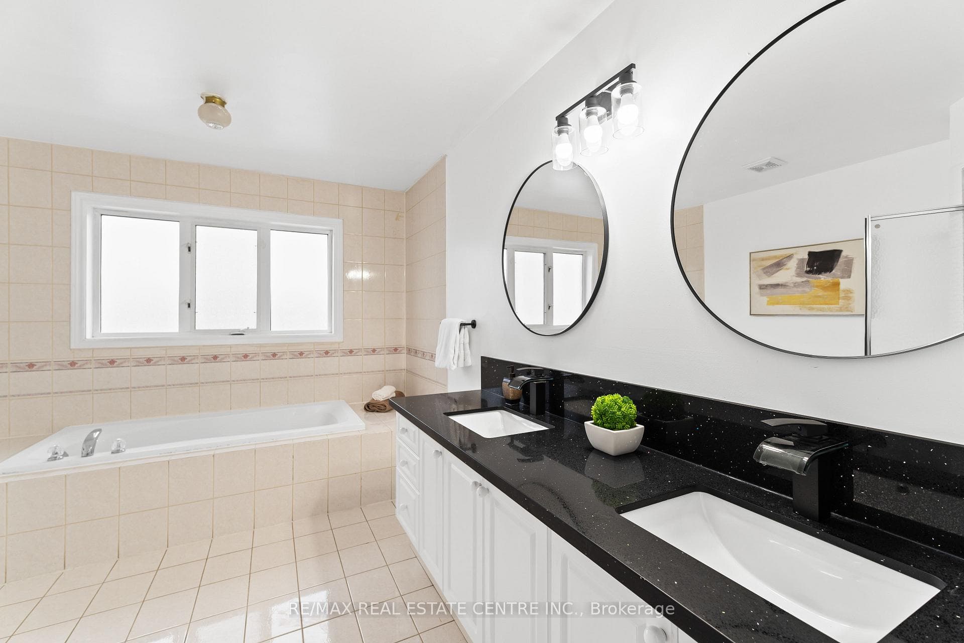 72 Eastbrook Way photo 25