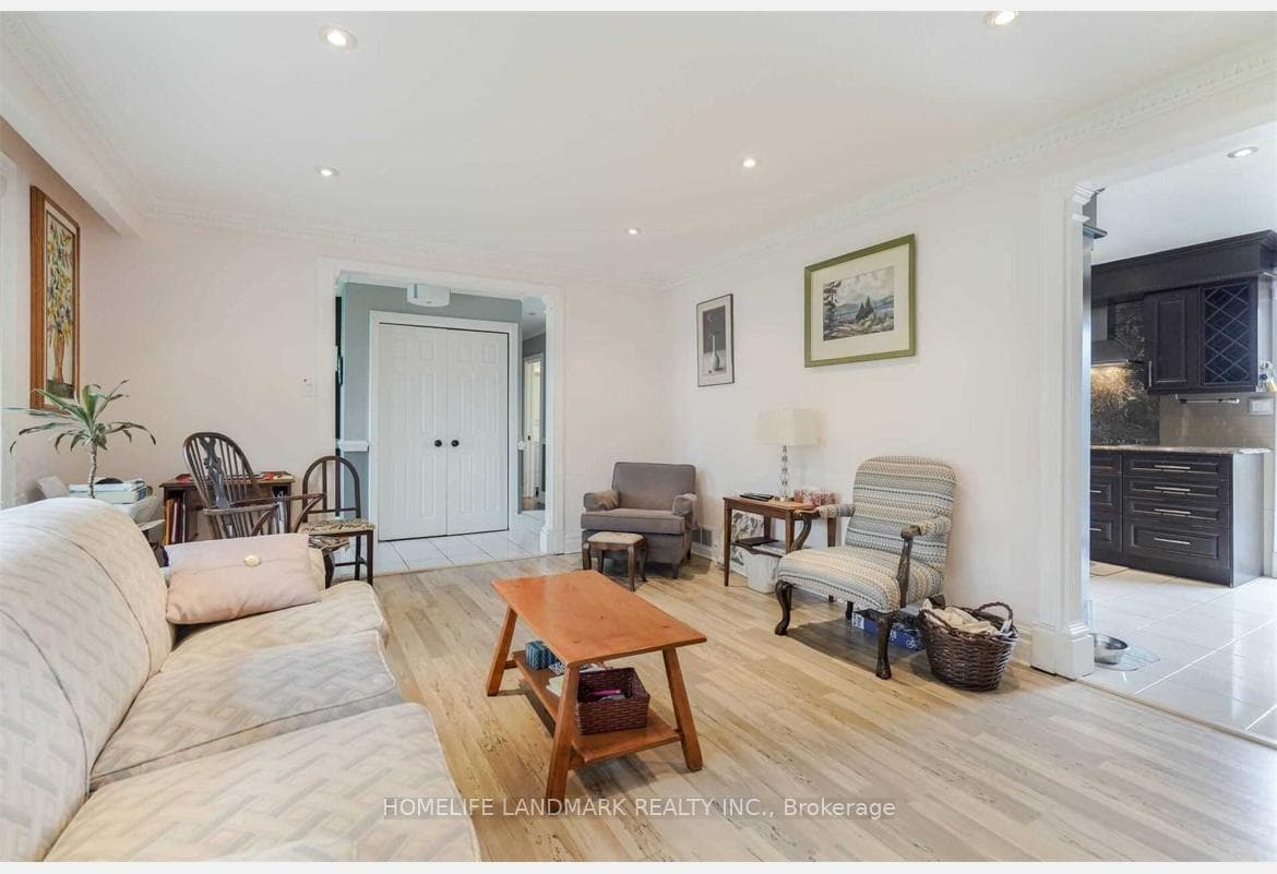 259 Harold Avenue photo 3