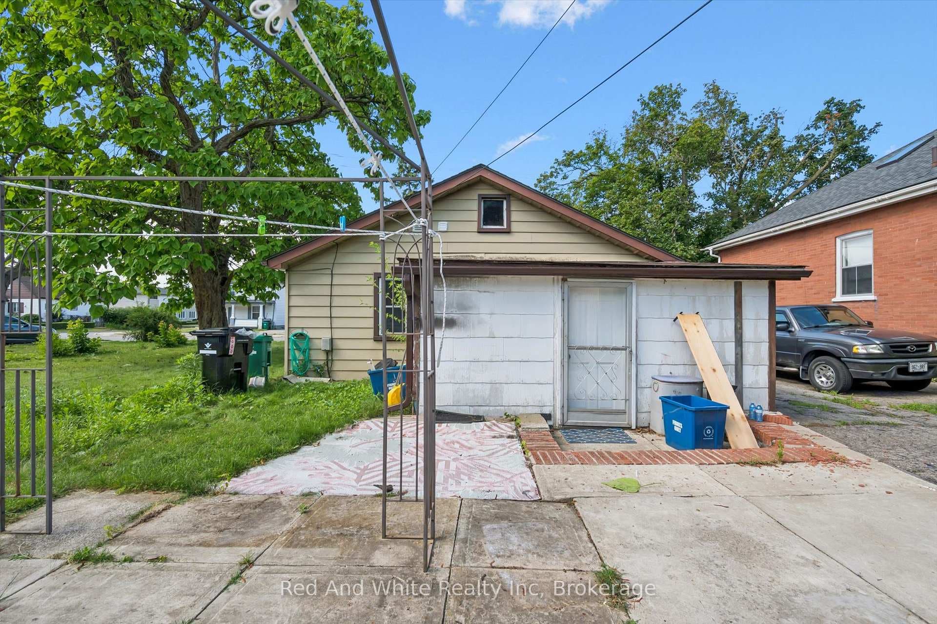 1267 Hamilton Street photo 13