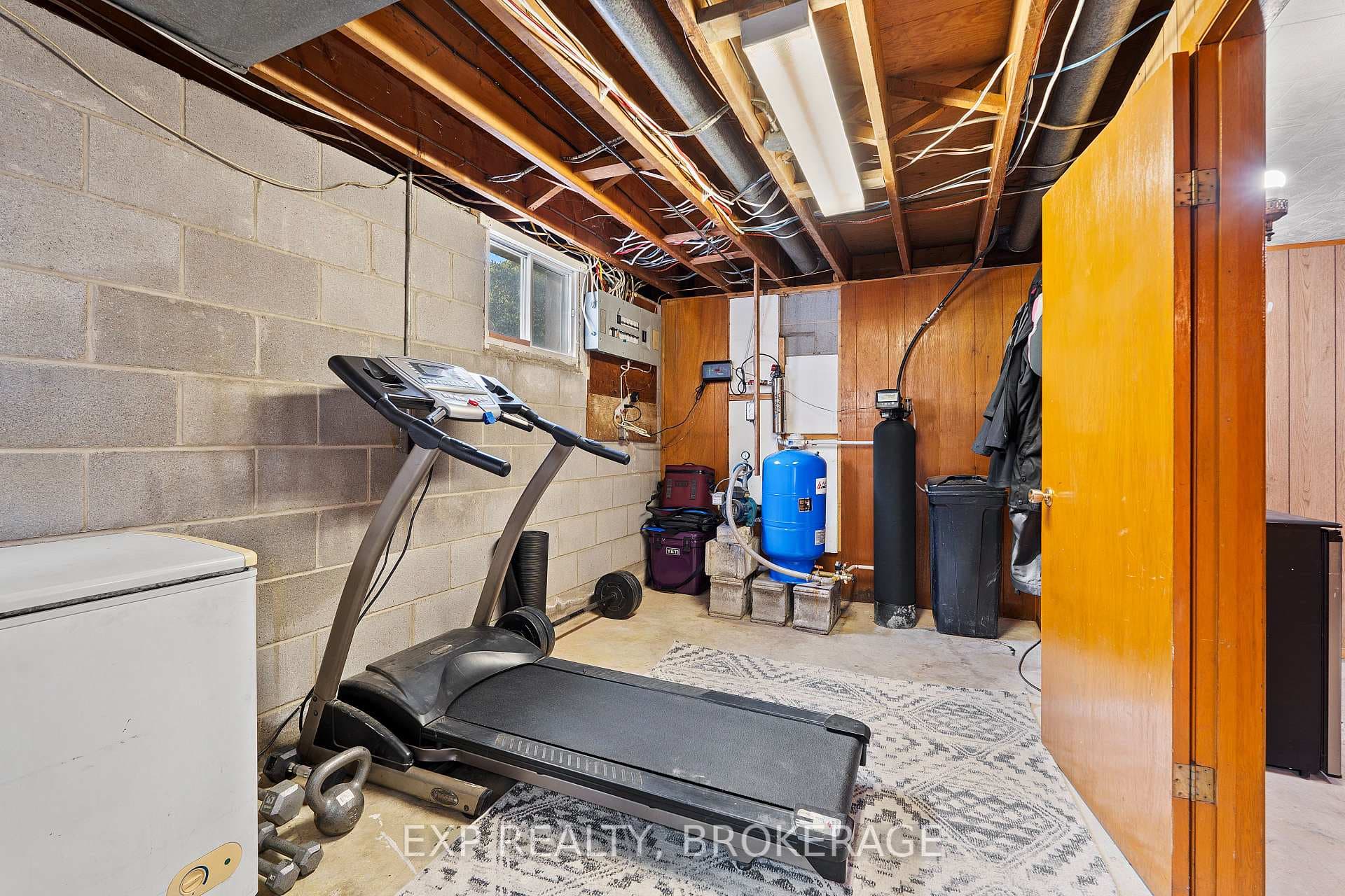 3858 QUINN Road photo 29