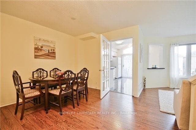 73 Silver Stream Avenue photo 1
