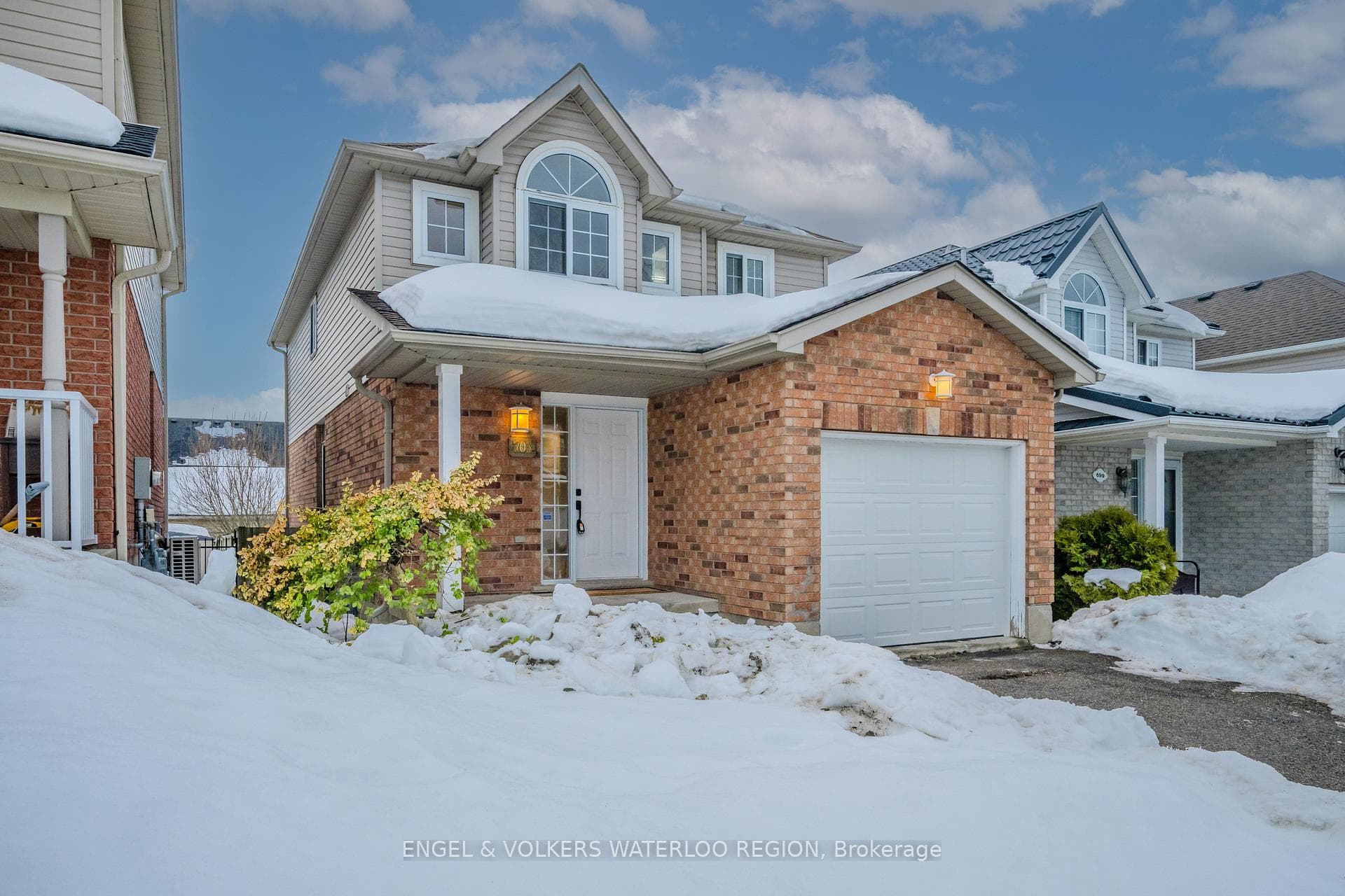703 Karlsfeld Road photo 3