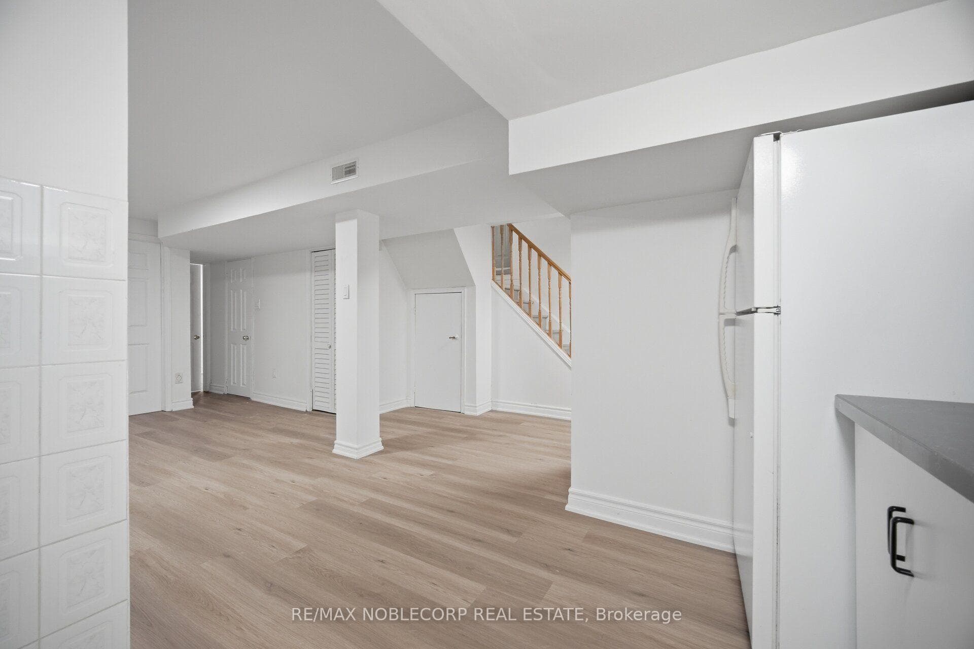 66 Cinrickbar Drive photo 41