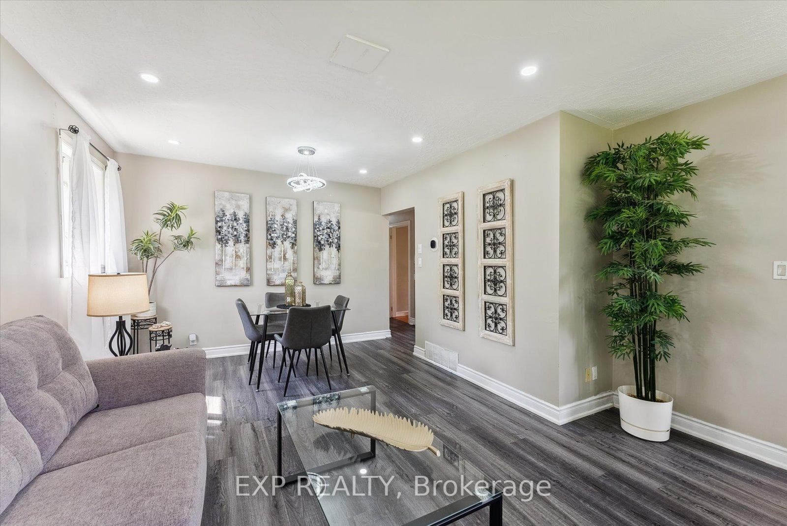 130 Sussex Street photo 3