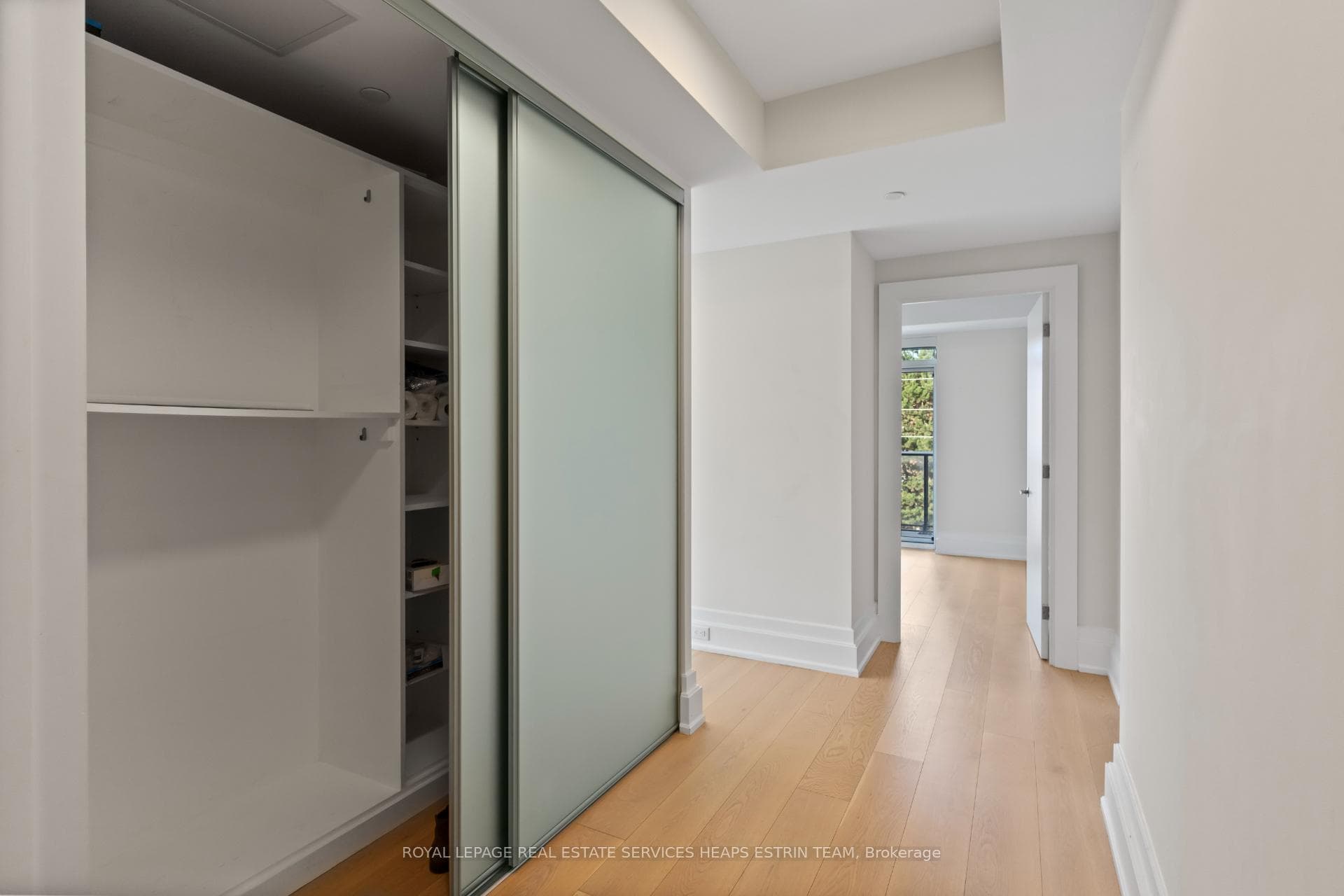 3 Southvale Drive Unit 406 photo 7