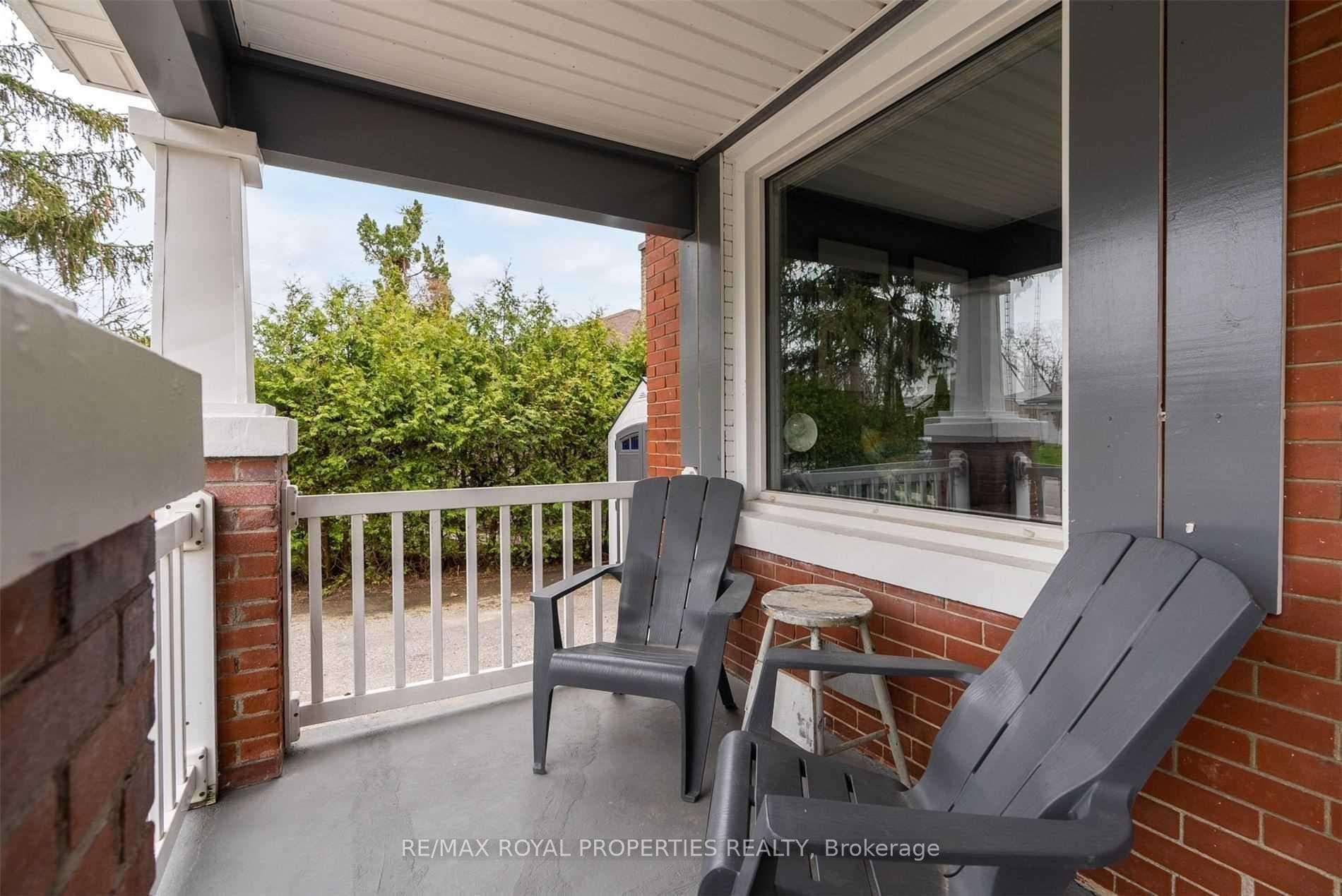 806 King Street photo 4