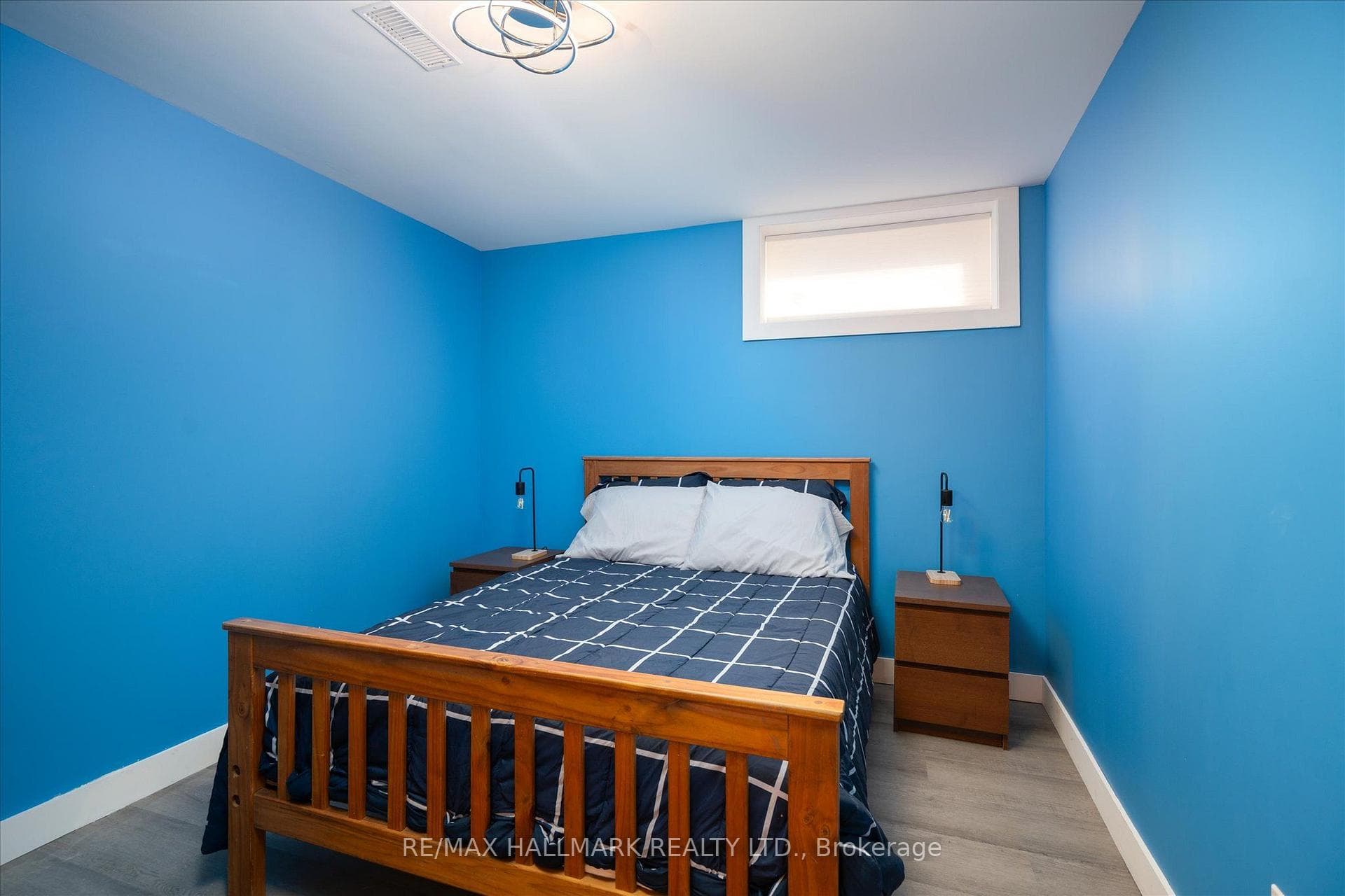 76 Felicity Drive photo 27
