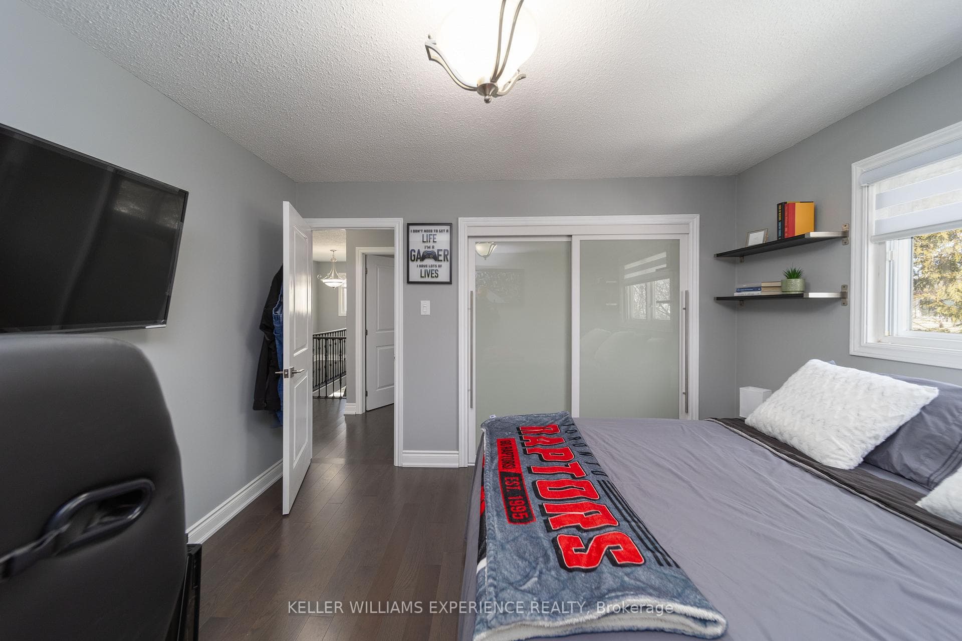 33 Orwell Crescent photo 17