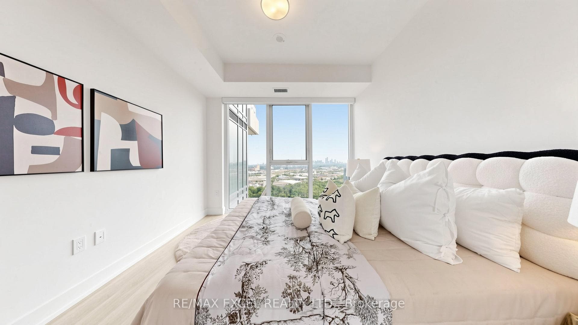30 Inn on the park Drive Unit 3010 photo 25