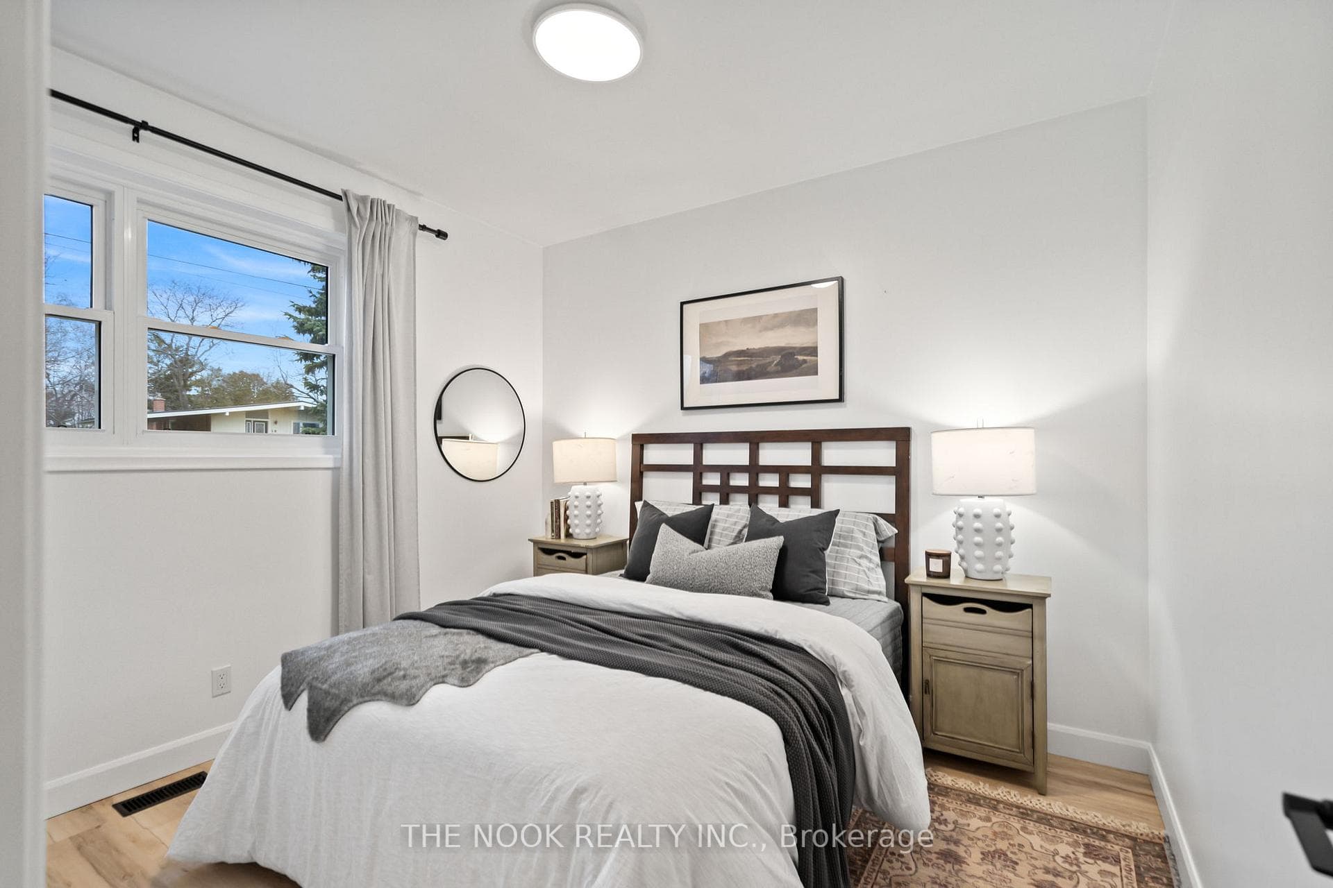 12 Heneage Street photo 25