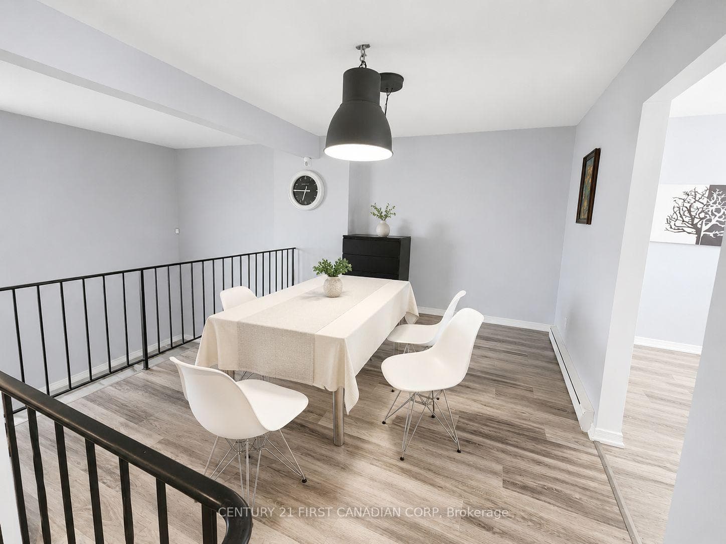 40 Fairfax Court Unit 17 photo 6