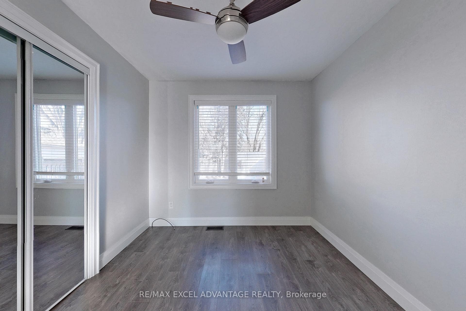 558 Adelaide Avenue Unit Main photo 15