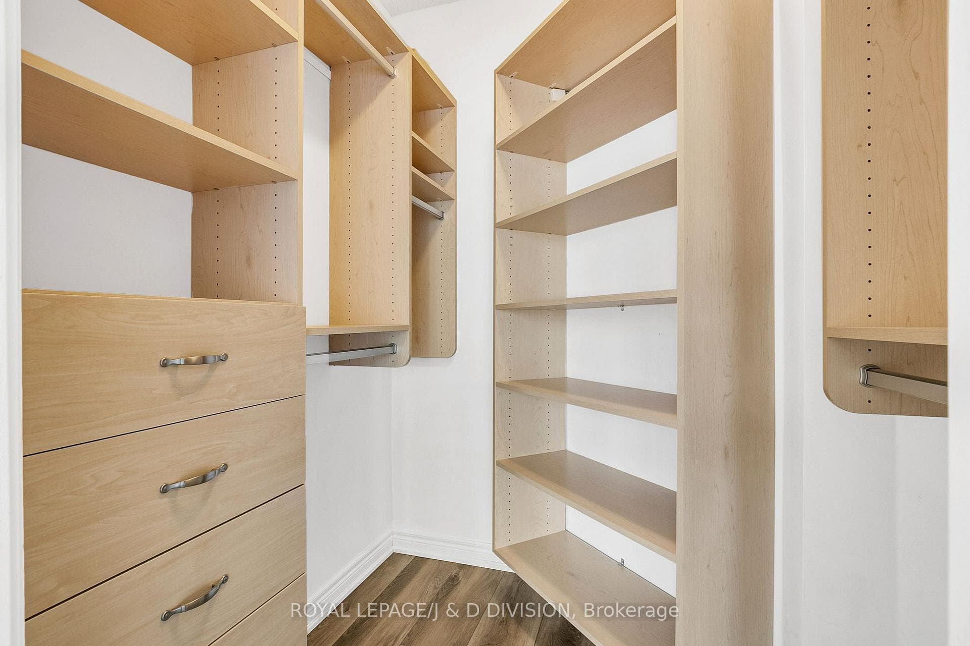 Primary walk-In