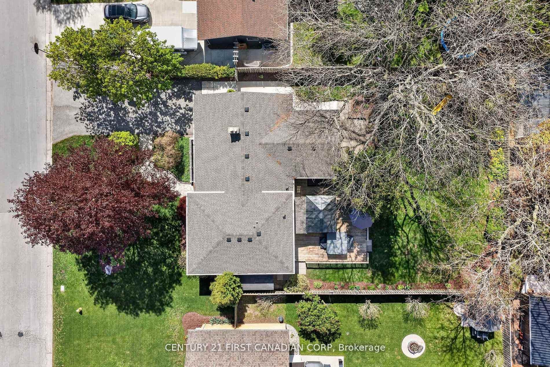 16 Gustin Avenue photo 27