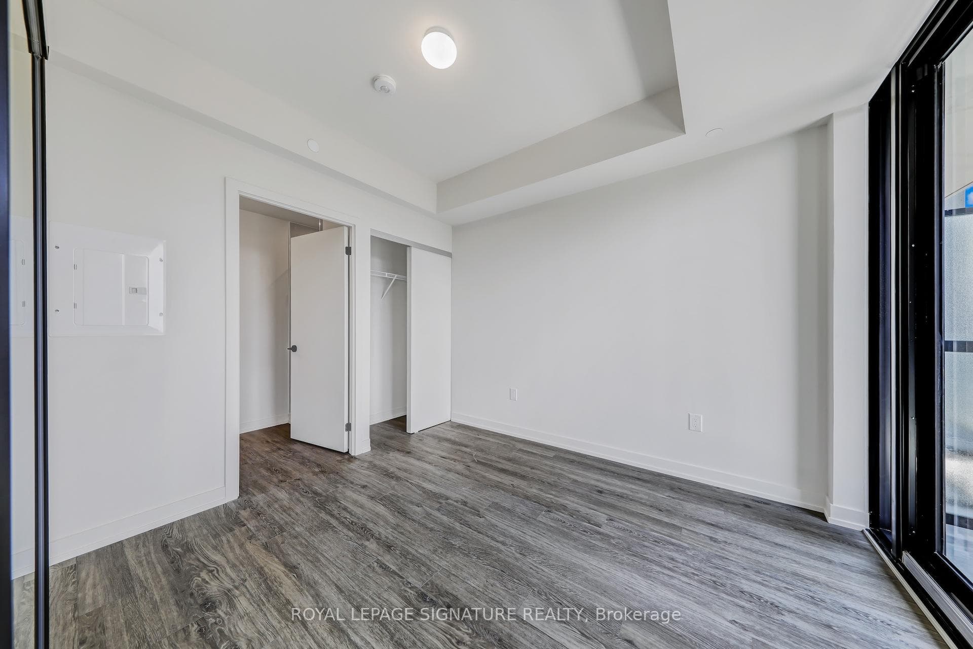 181 Sterling Road Unit 602 photo 11