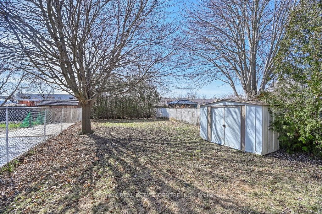 39 Branlyn Crescent photo 14