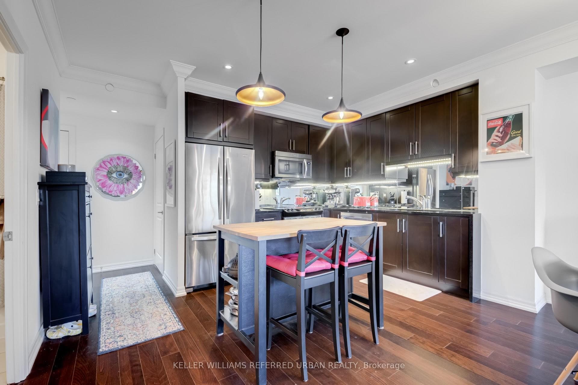 3563 Lake Shore Boulevard Unit 205 photo 8