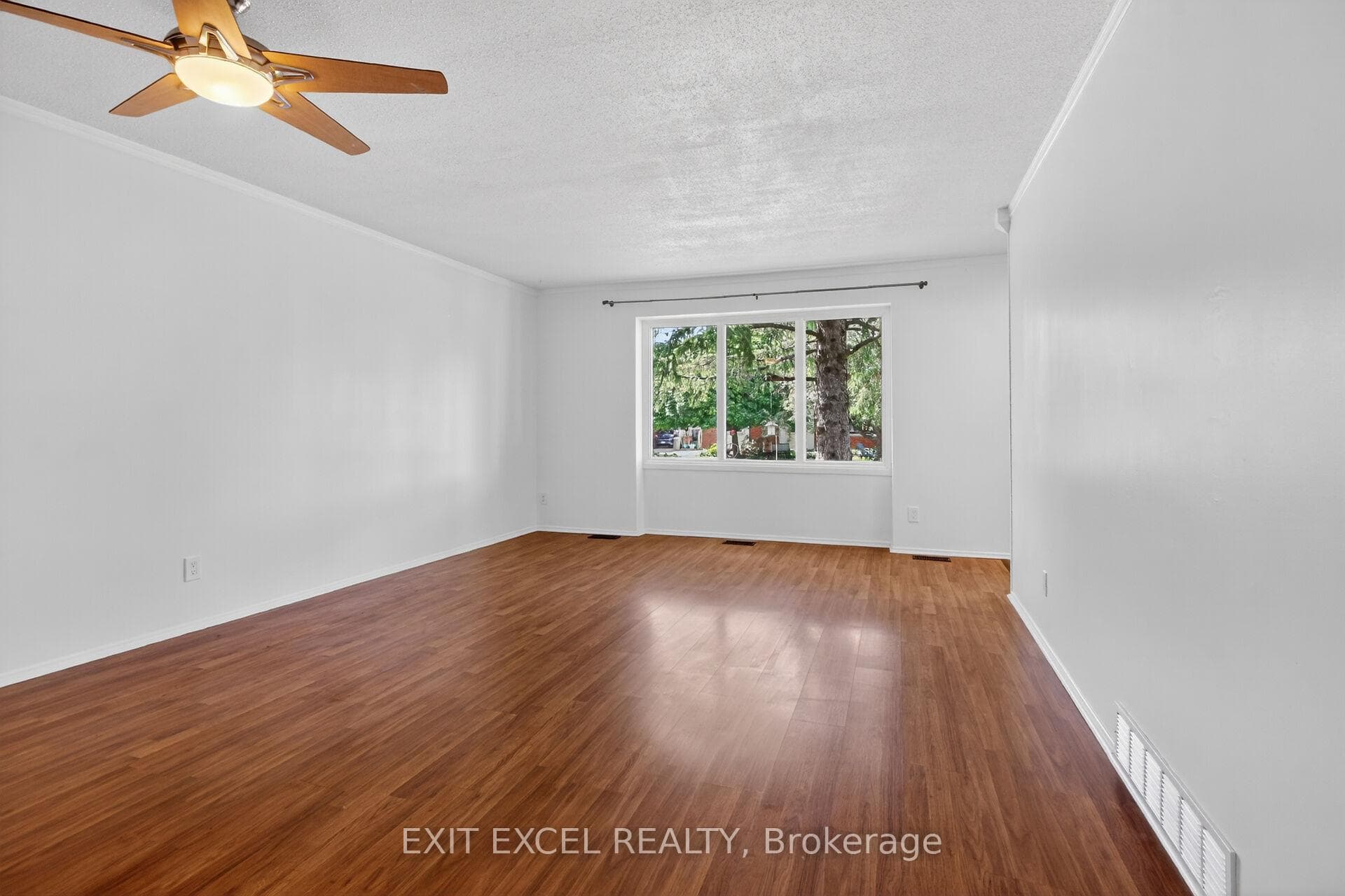 283 McElroy Drive photo 5