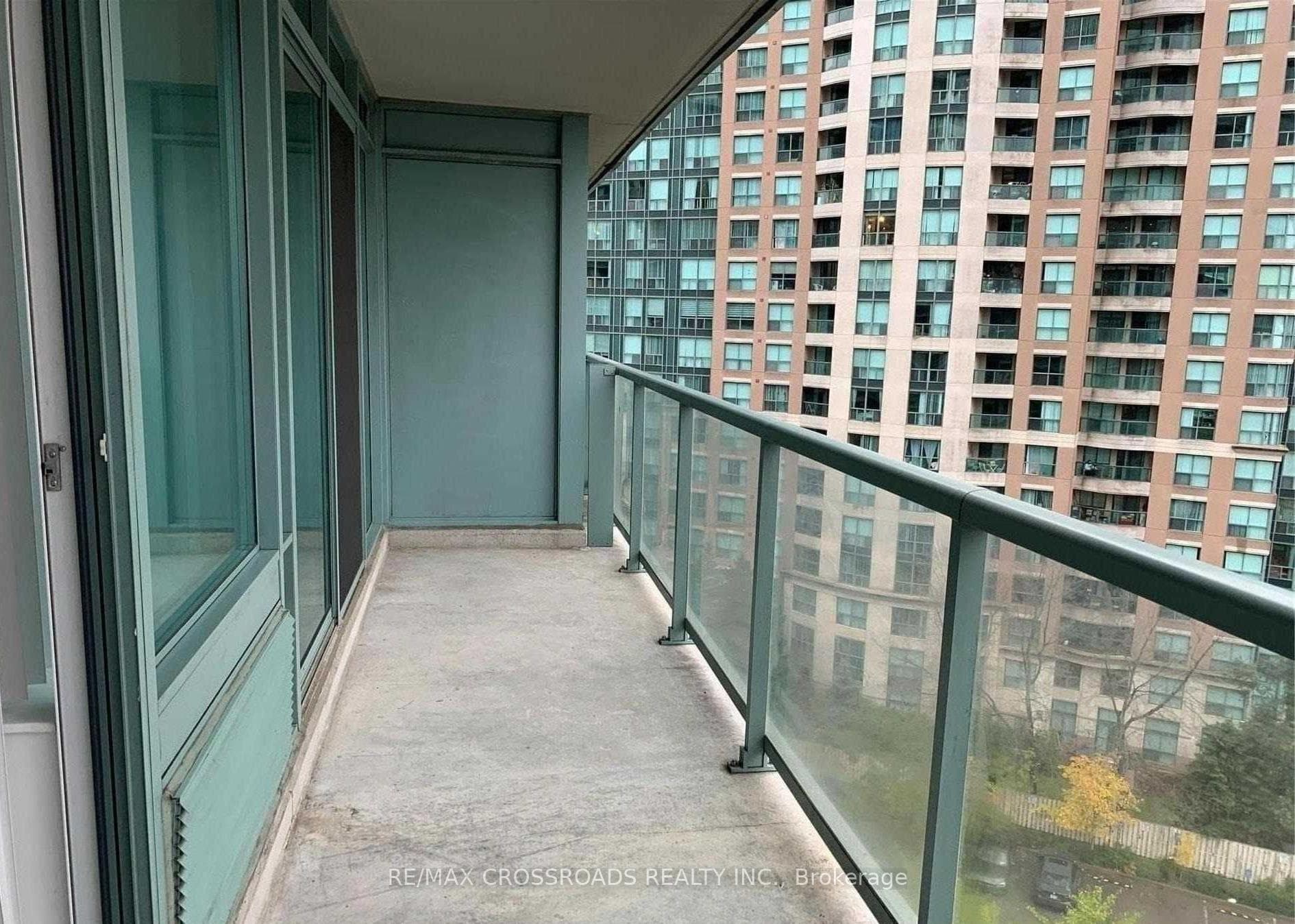 5508 Yonge Street Unit 906 photo 10