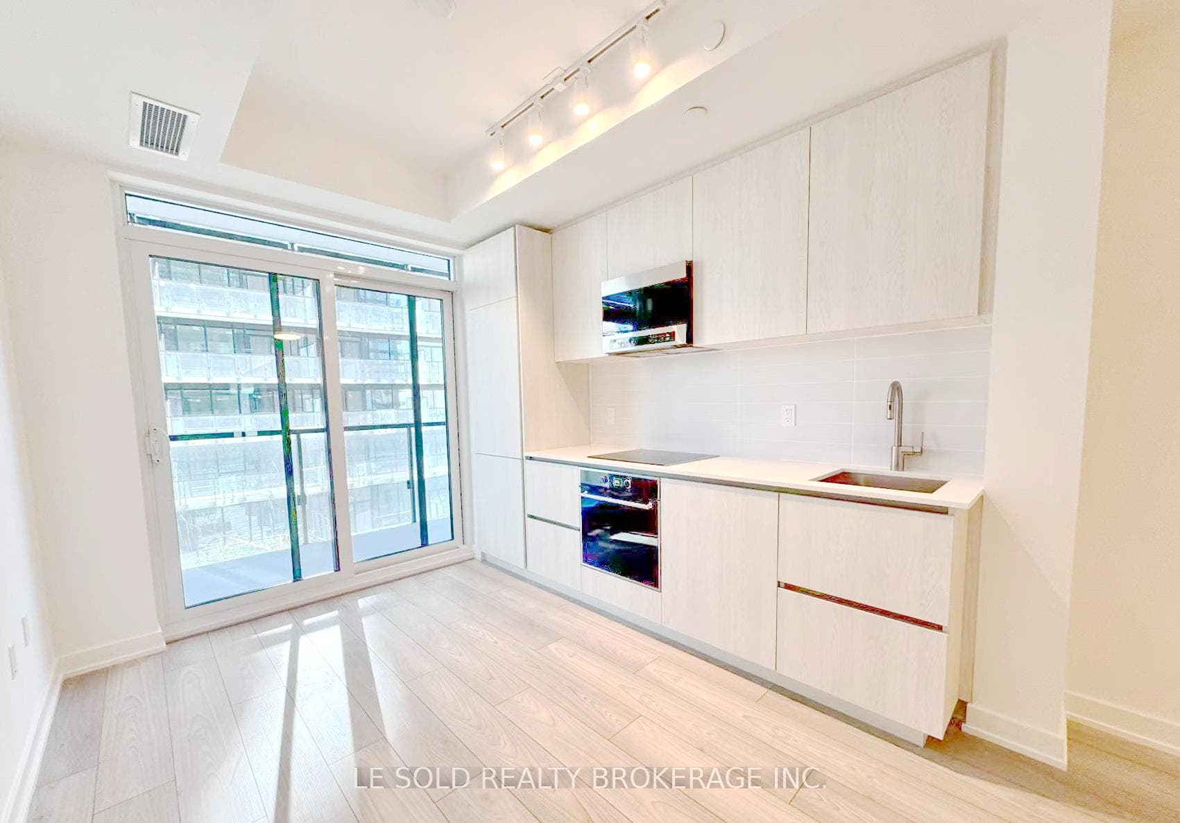 110 Broadway Avenue Unit 2507S photo 5