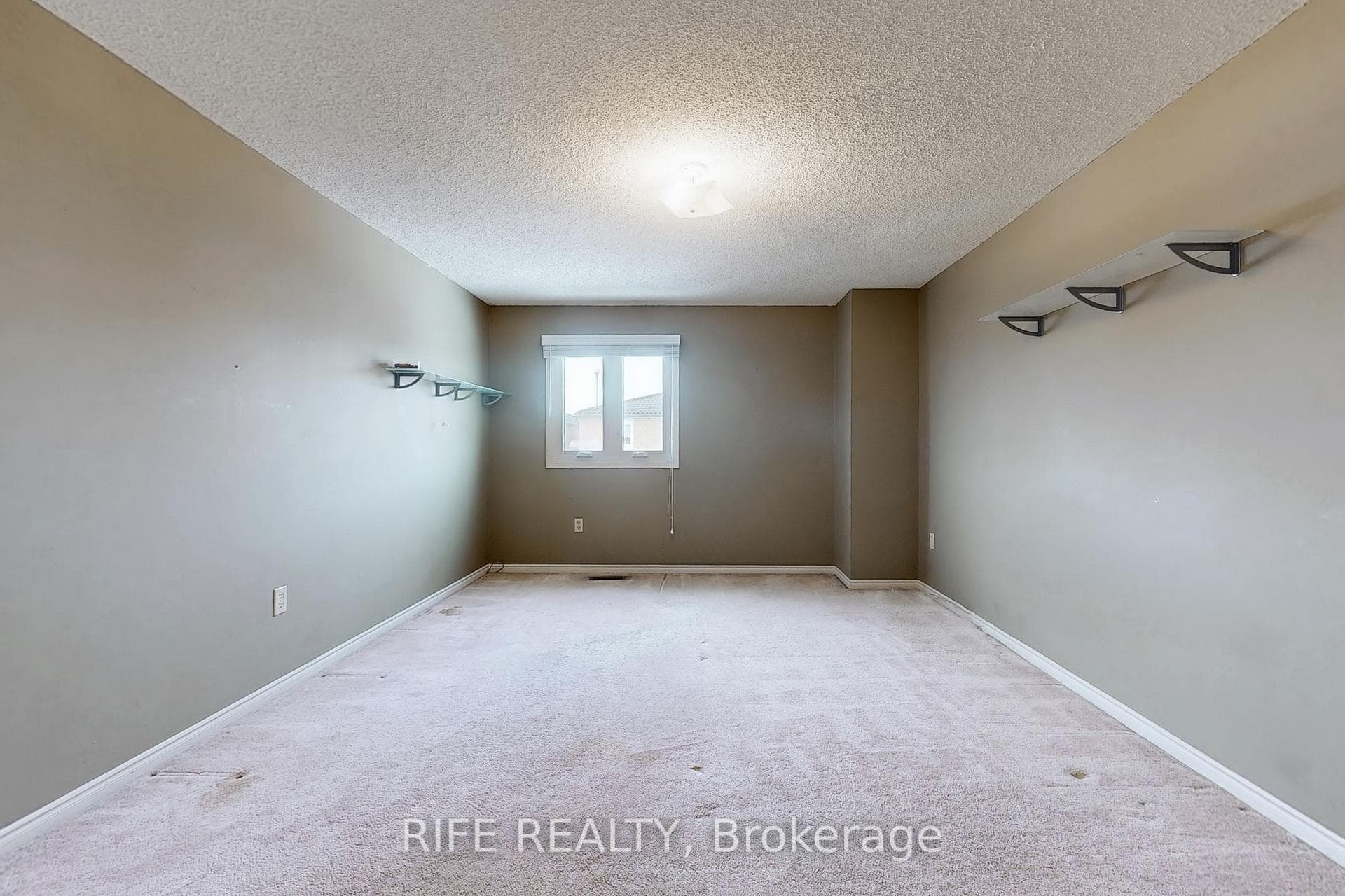 88 Stather Crescent photo 23