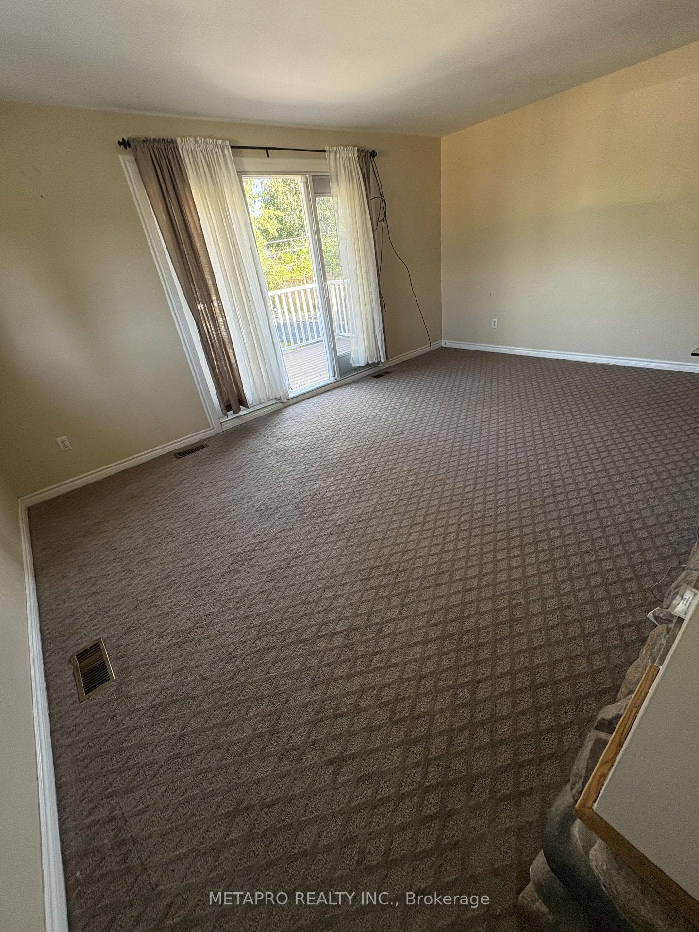 1294 Pinegrove Road photo 10
