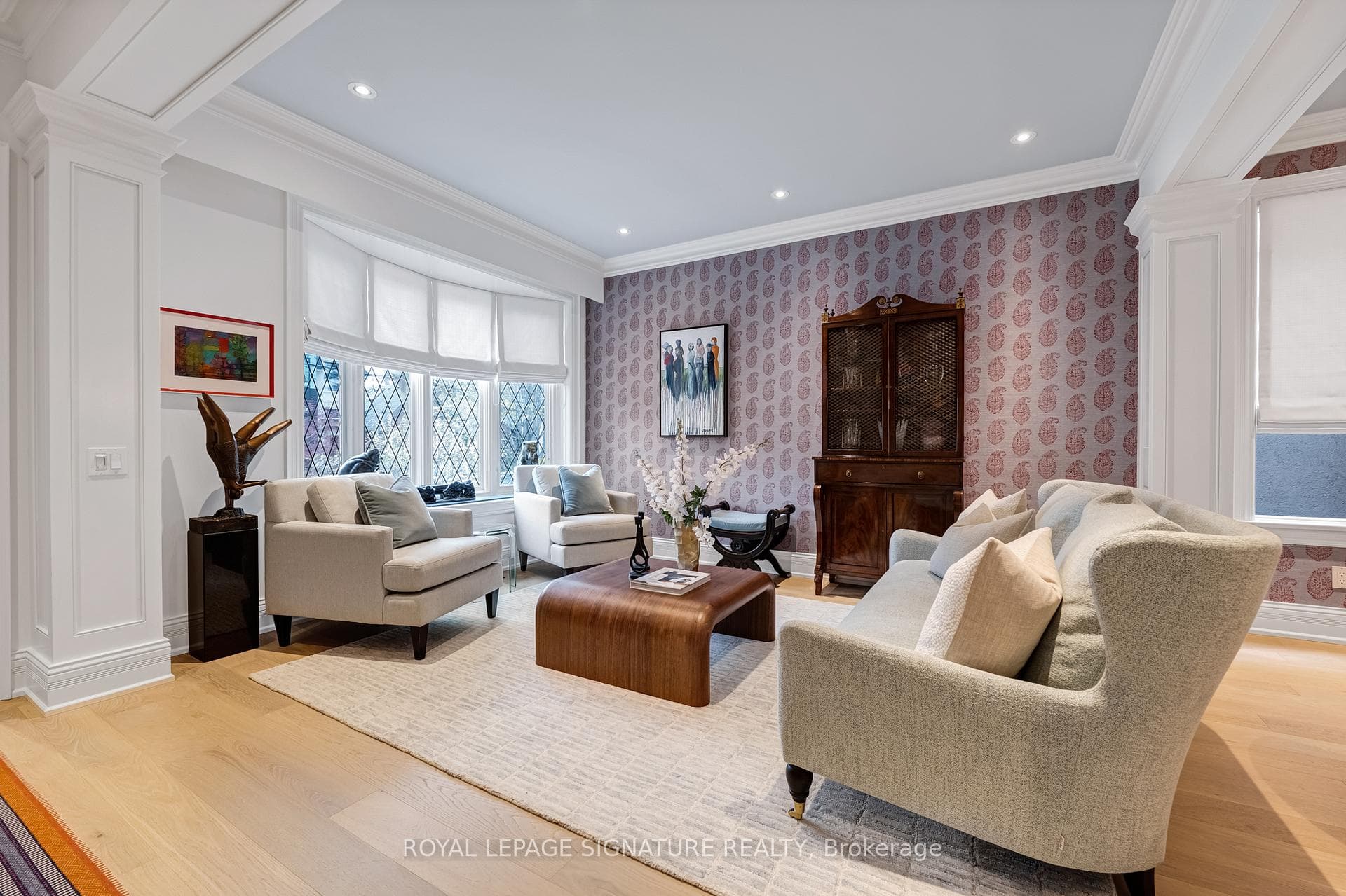 46 Esgore Drive photo 5