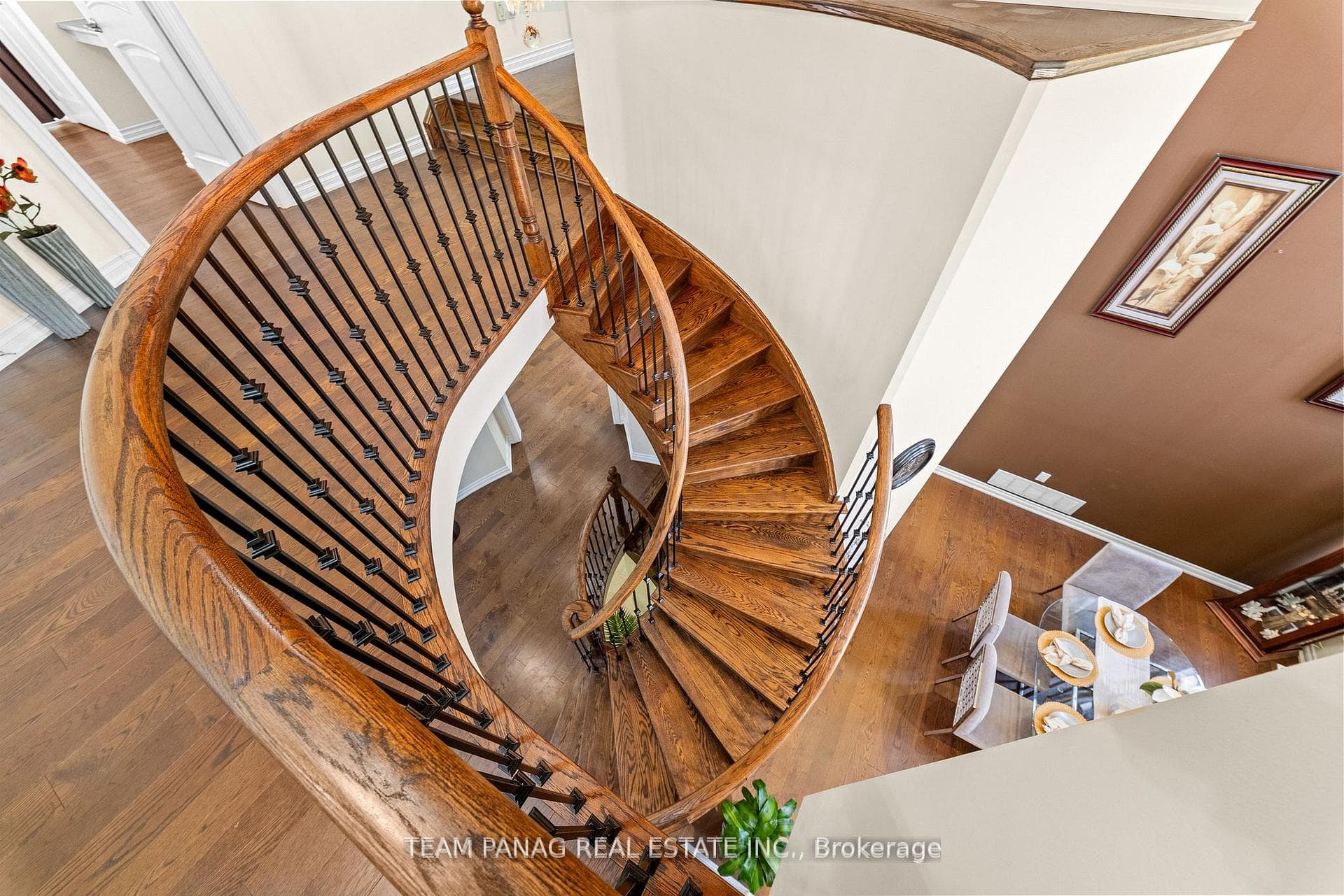 34 Cannington Crescent photo 27