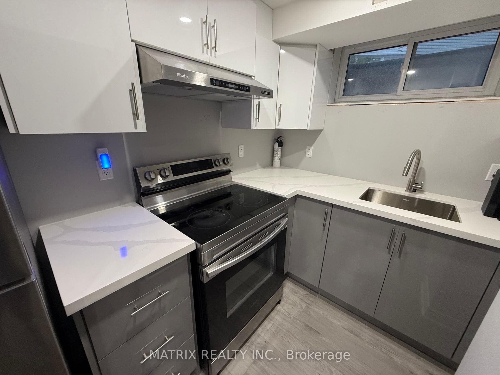 1595 Geta Circle photo 6