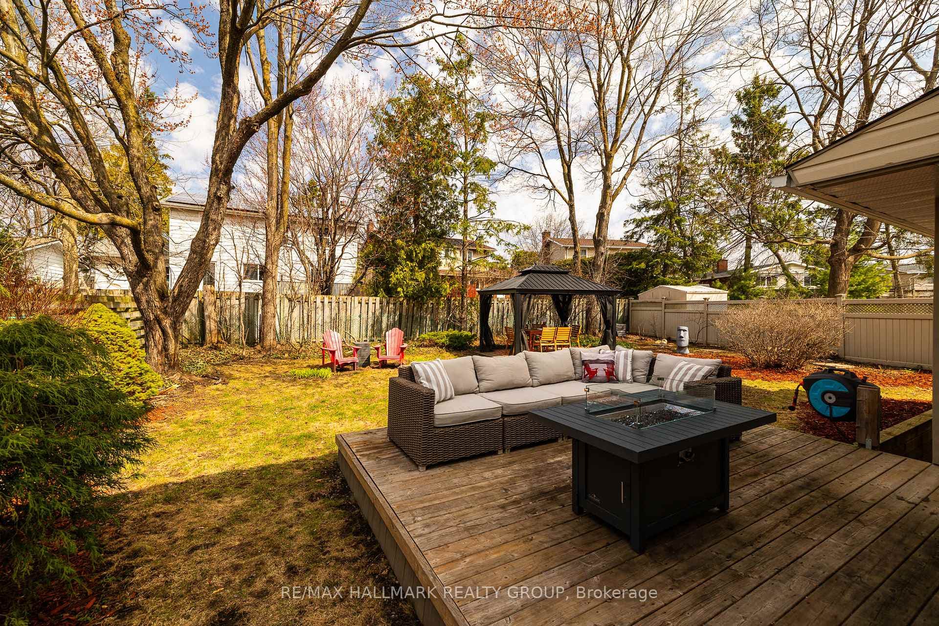 Lots of space to play and relax.