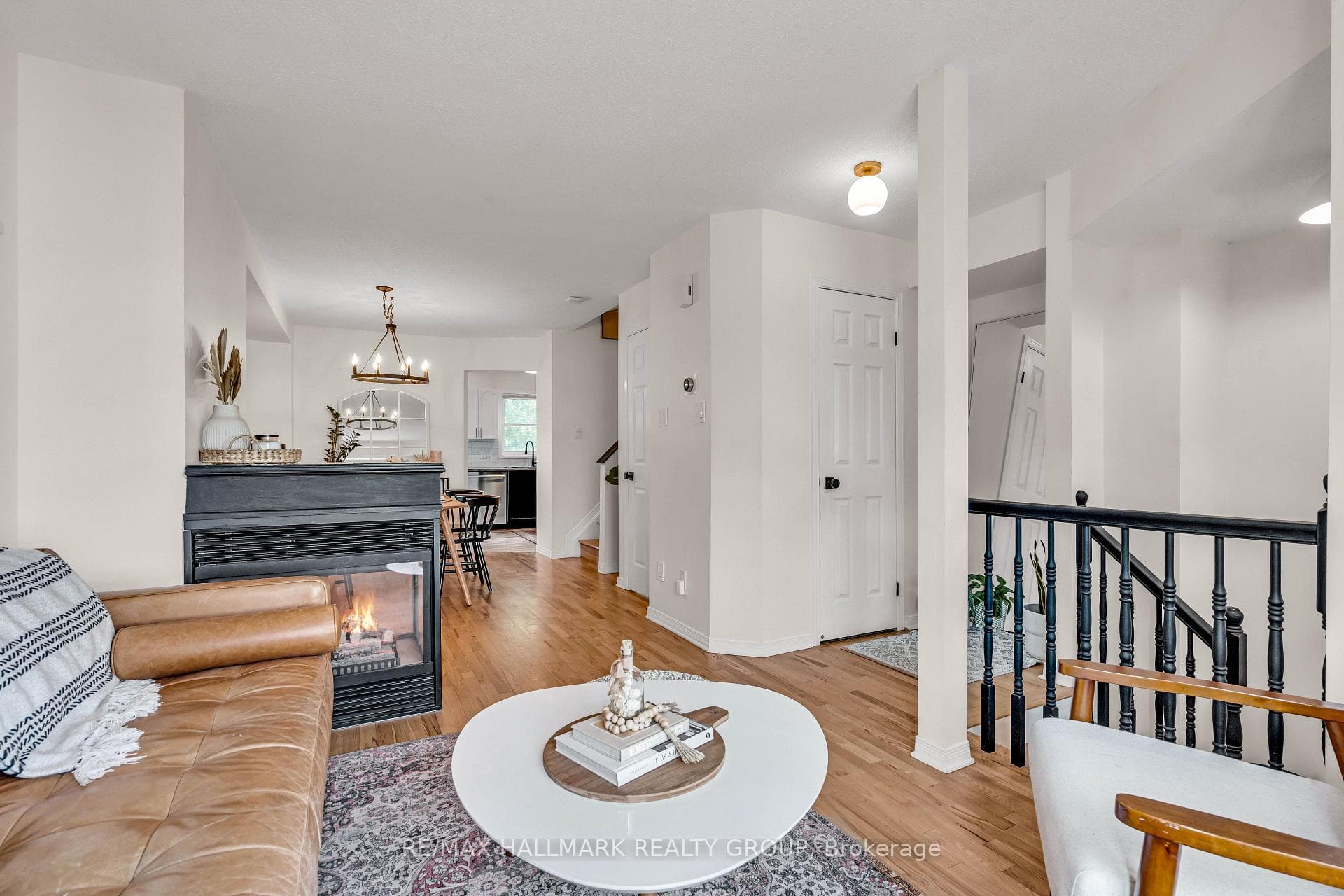 10 HINTONBURG Place Unit 11 photo 6