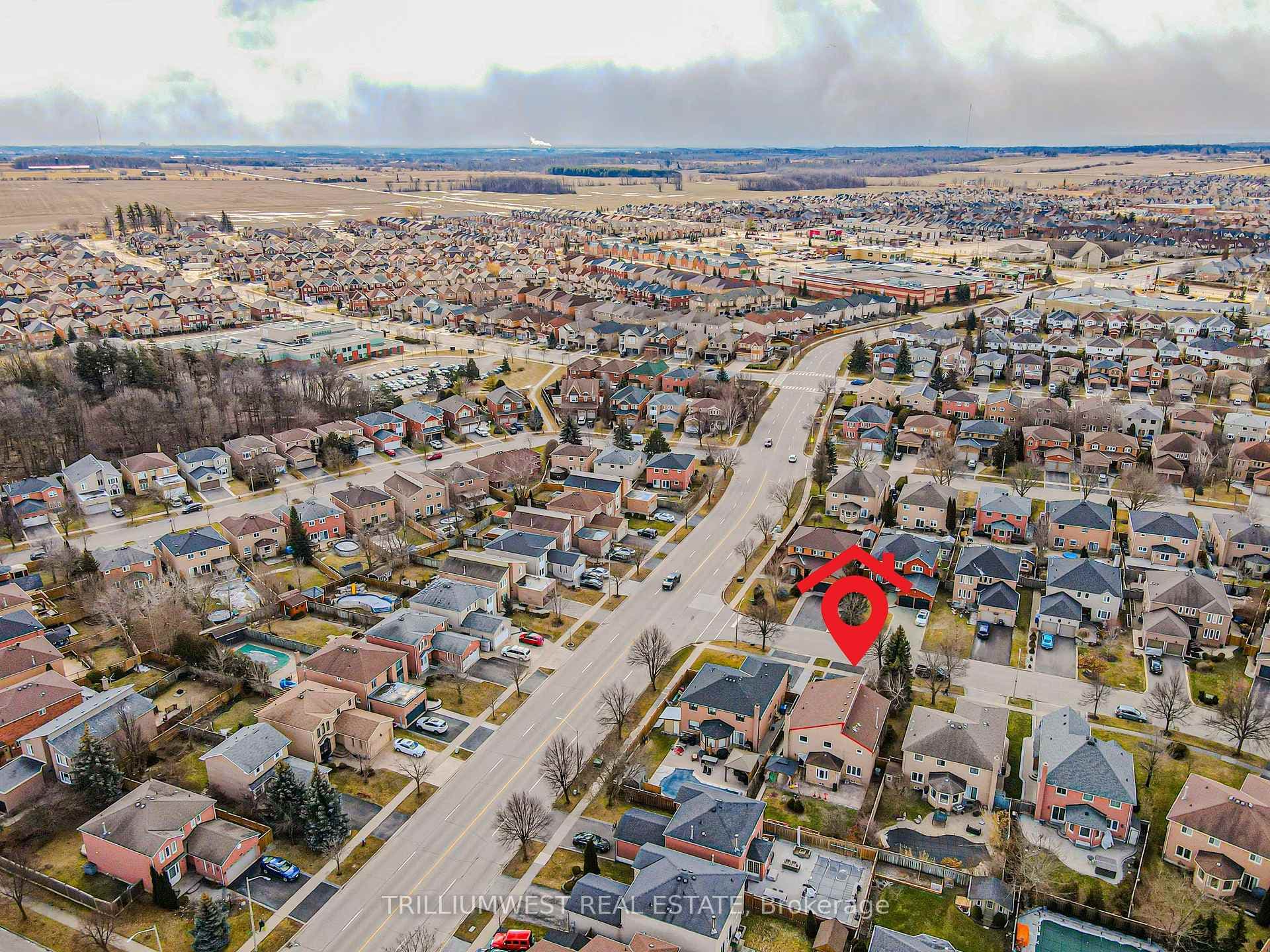 65 Treanor Crescent photo 38