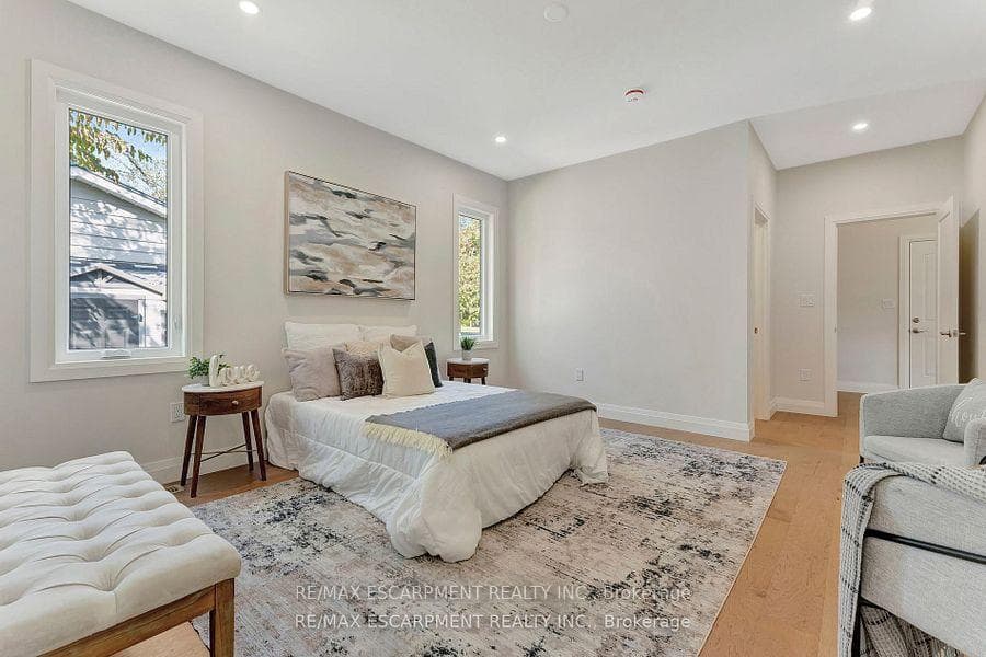 605 St. Andrew Street photo 17