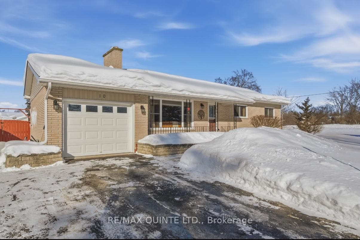 10 Dorthy Drive photo 1