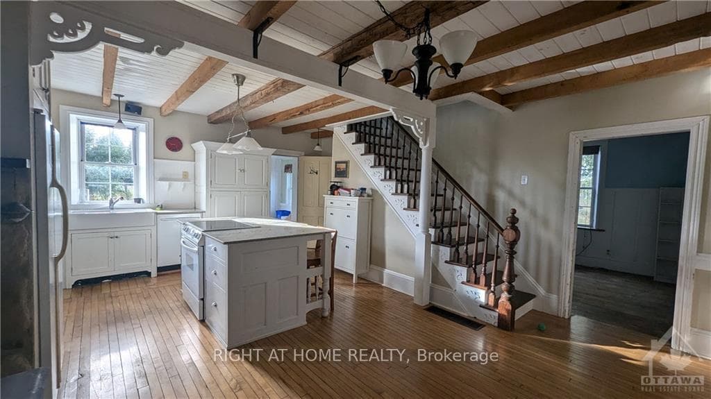 4212 O'NEIL Road photo 19