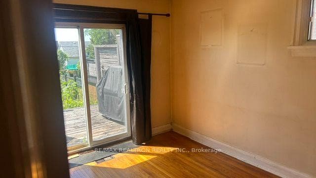 537 Glen Park Avenue photo 8