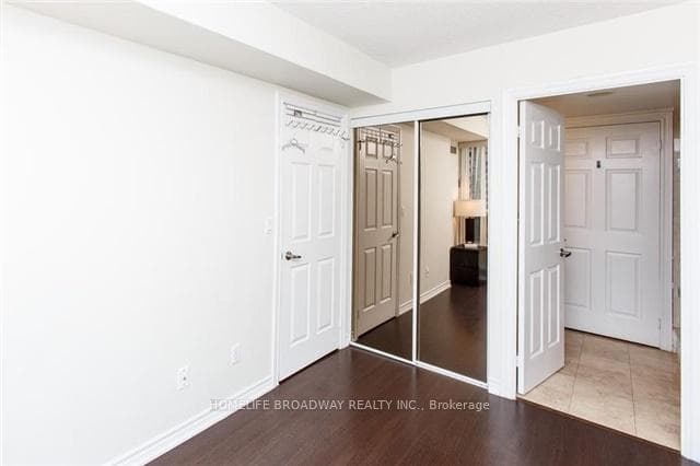 761 Bay Street Unit 1805 photo 12