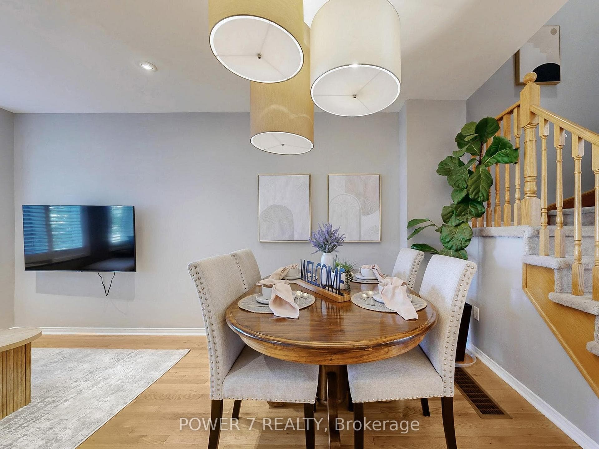 379 White's Hill Avenue photo 9