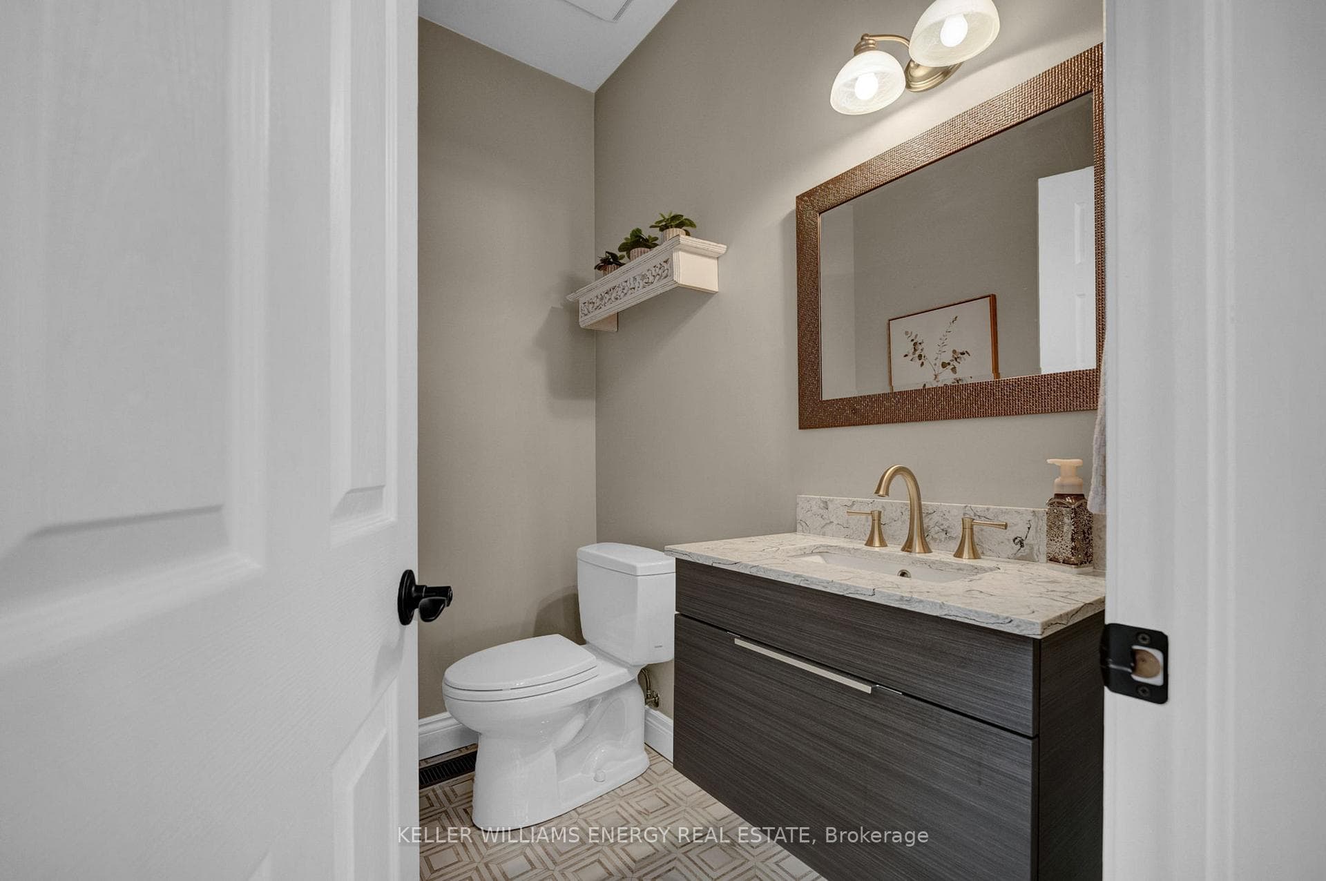 Upper FloorPrimary Bedroom Ensuite - newly updated