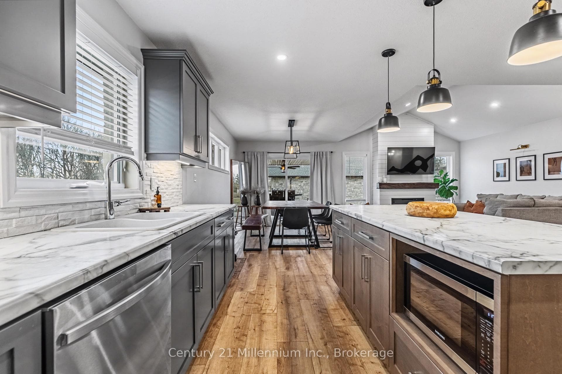 200 Eccles Avenue photo 10