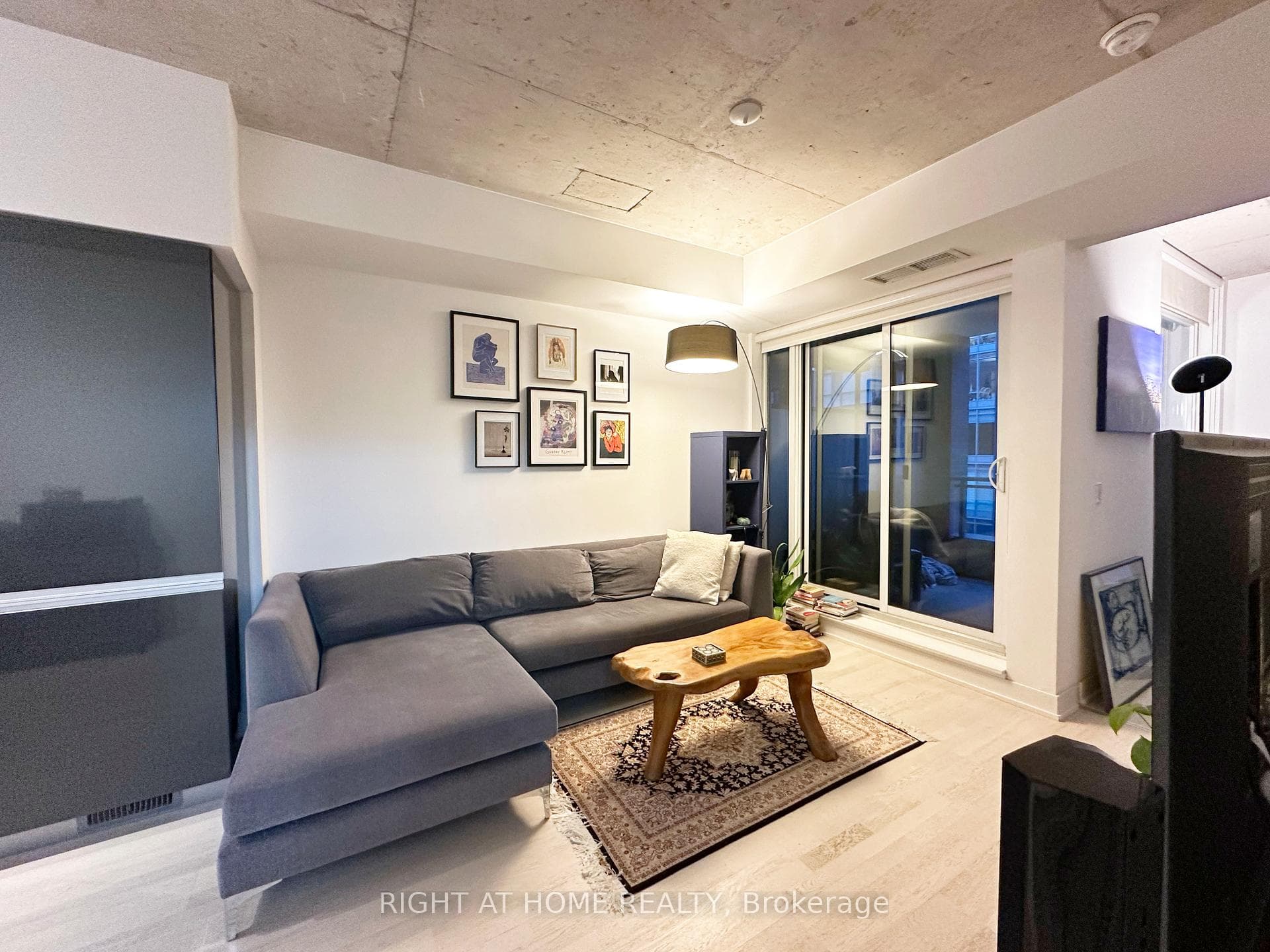 20 Gladstone Avenue Unit 519 photo 4