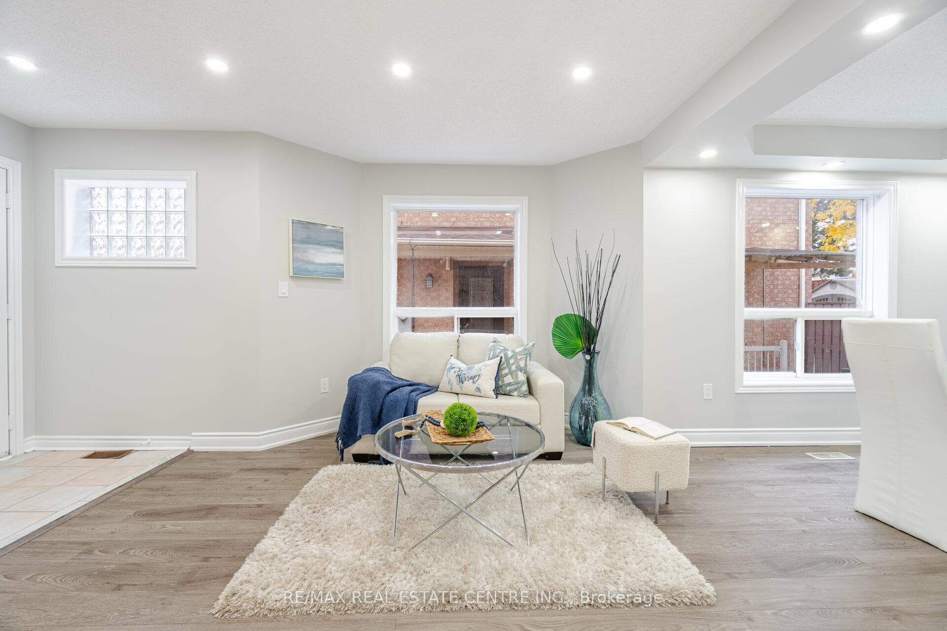 6 Pressed Brick Drive photo 5