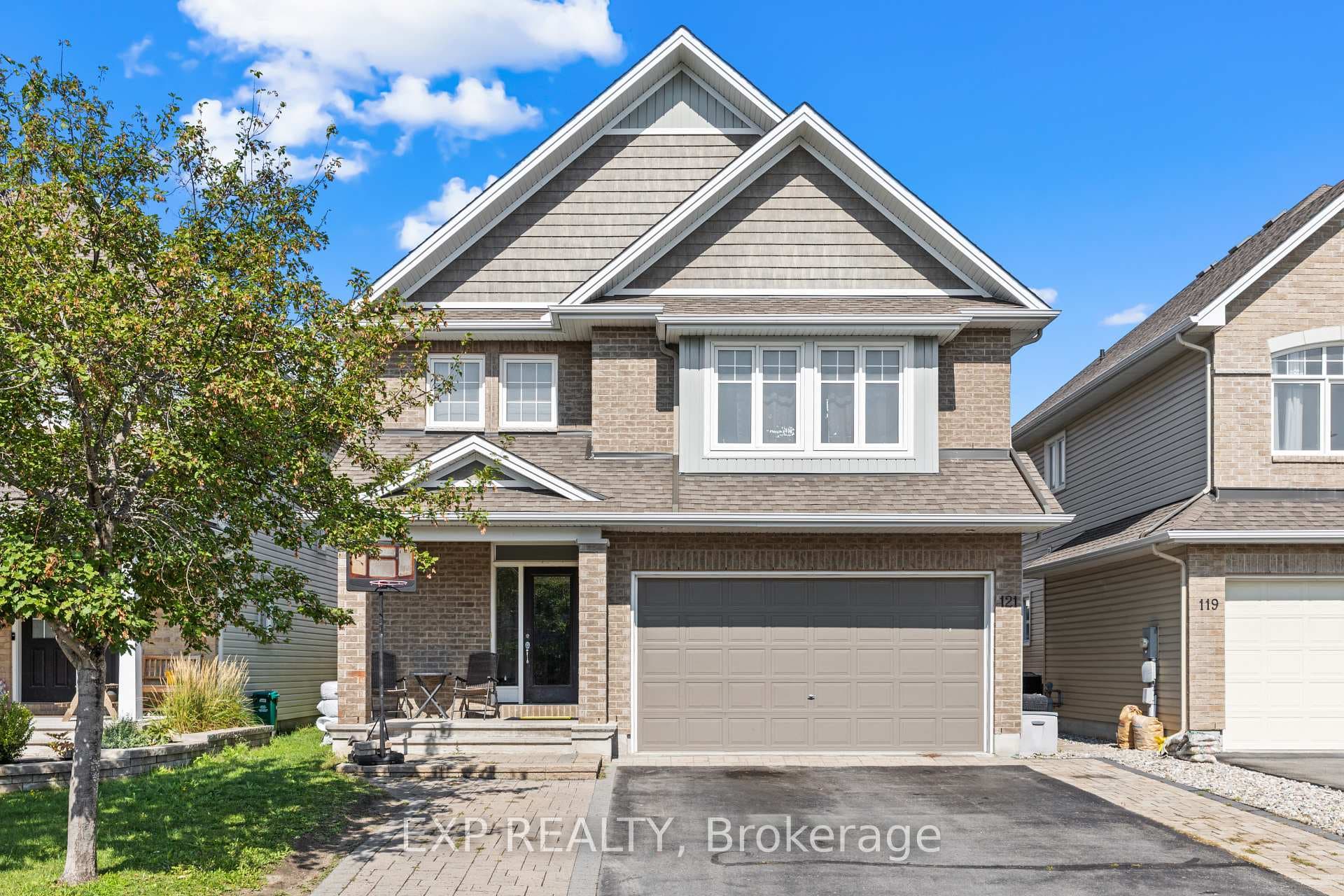 121 Daglan Crescent photo 1